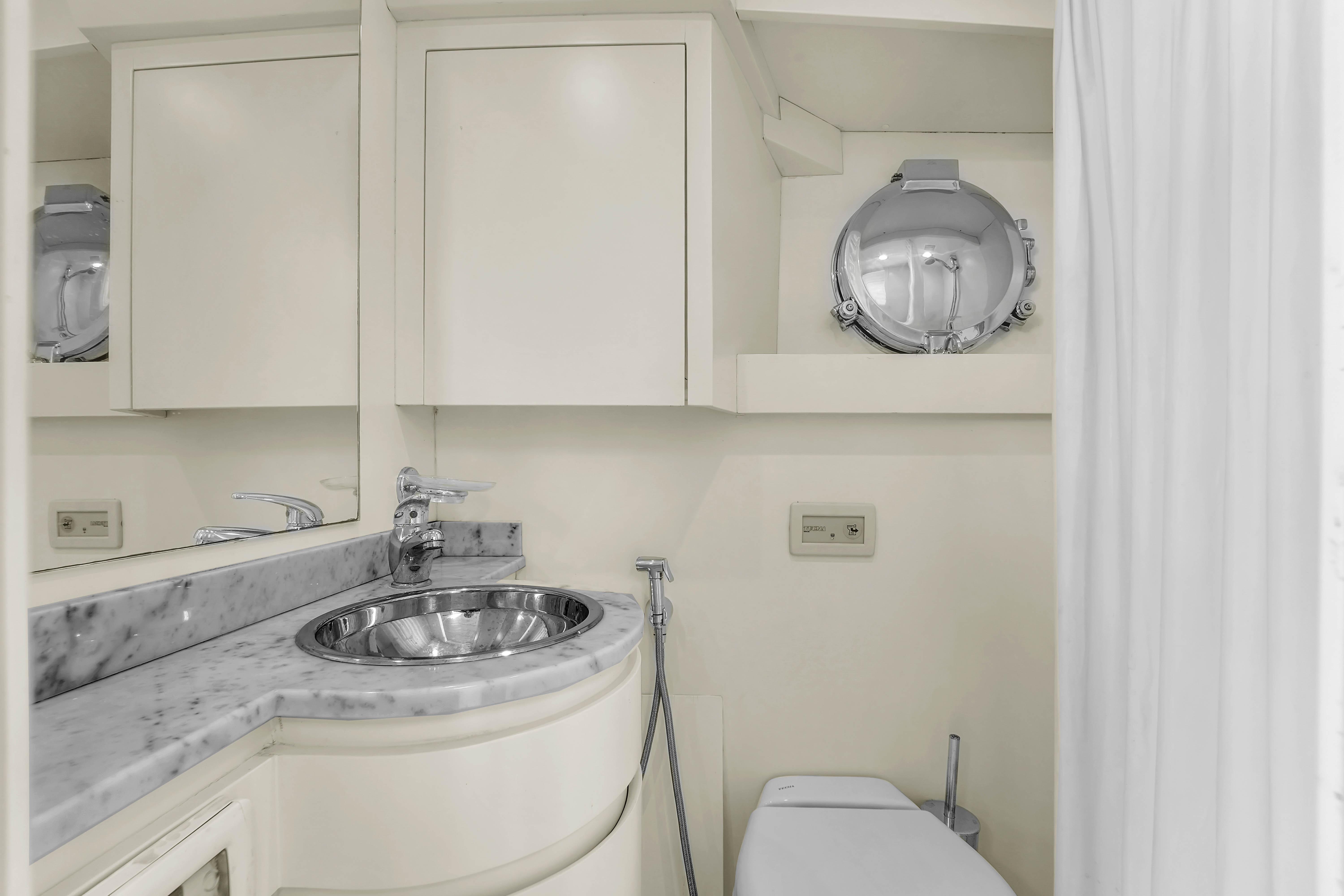 2012 Azimut Grande 105 zu verkaufen (photo 147)