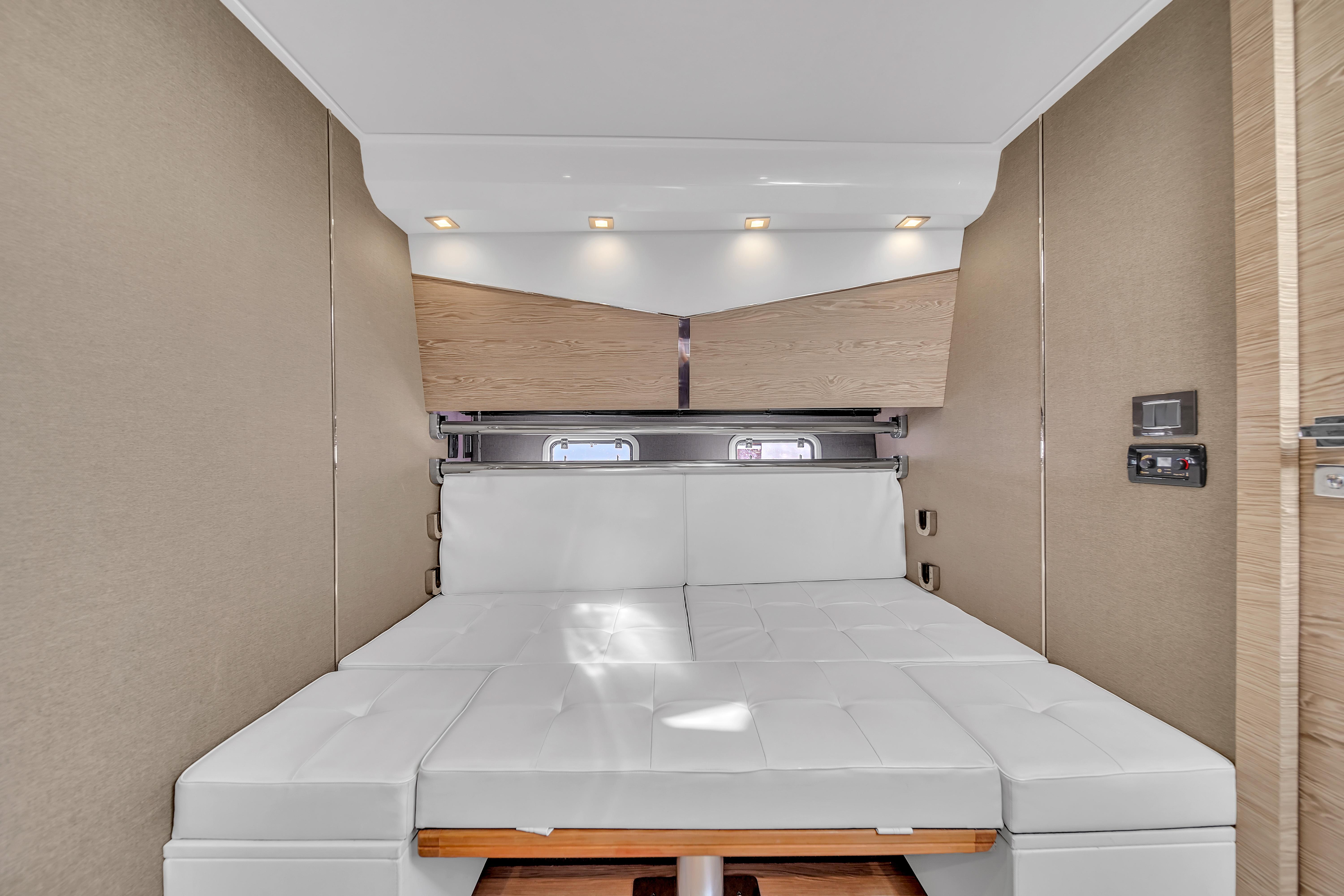 2020 Azimut Verve 40 for sale (photo 28)