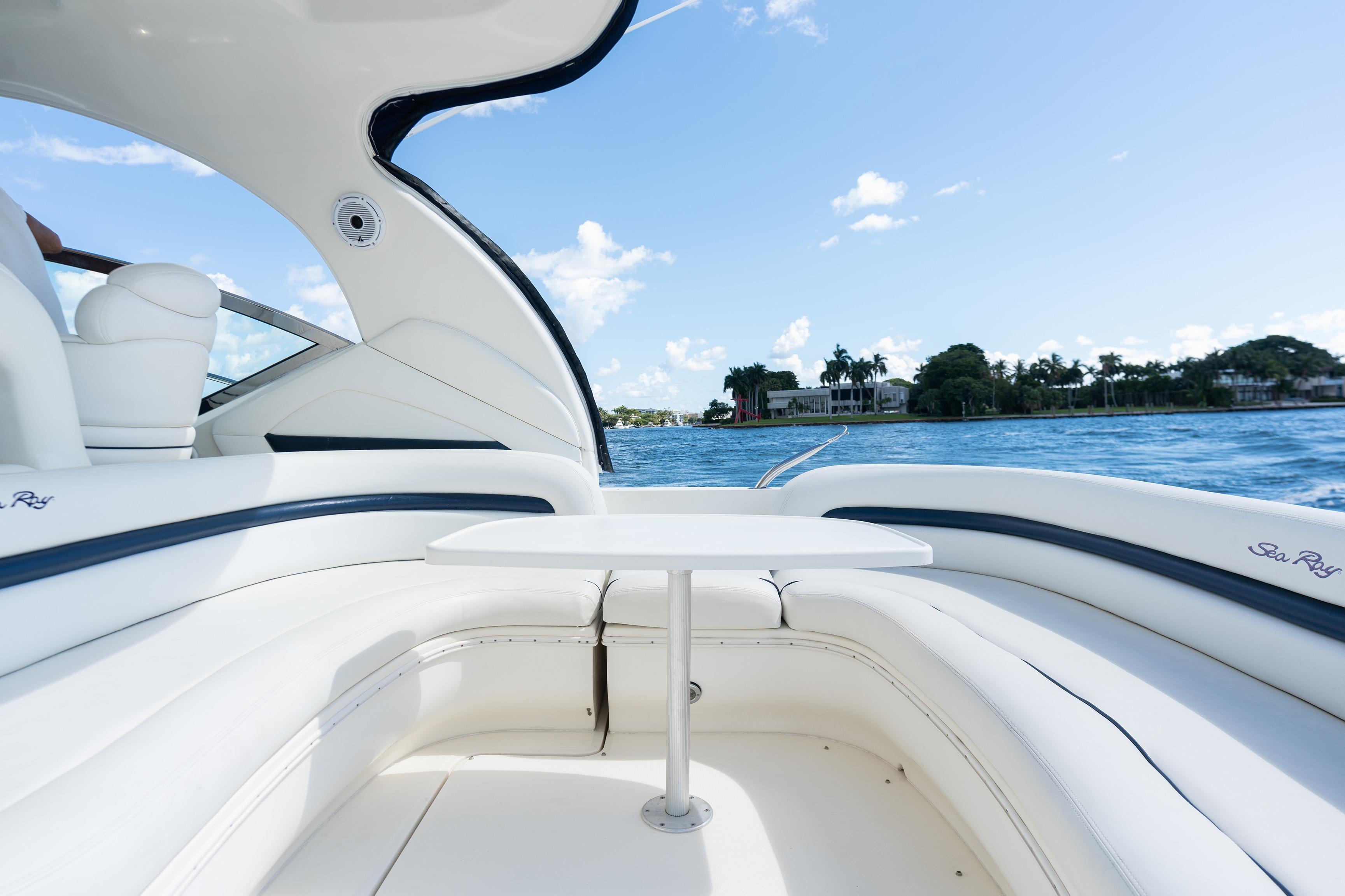2004 Sea Ray 420 Sundancer te koop (photo 12)