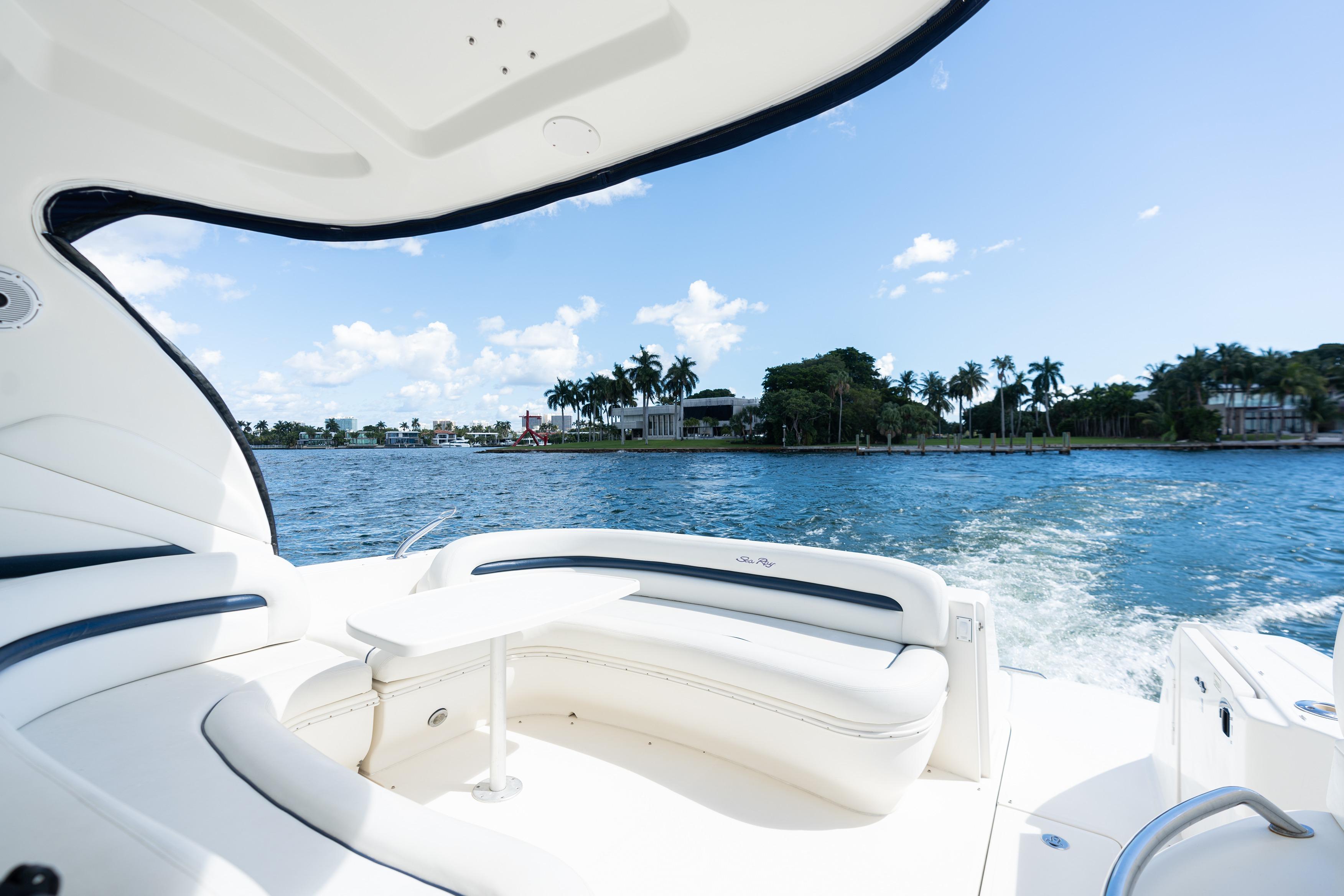 2004 Sea Ray 420 Sundancer te koop (photo 13)