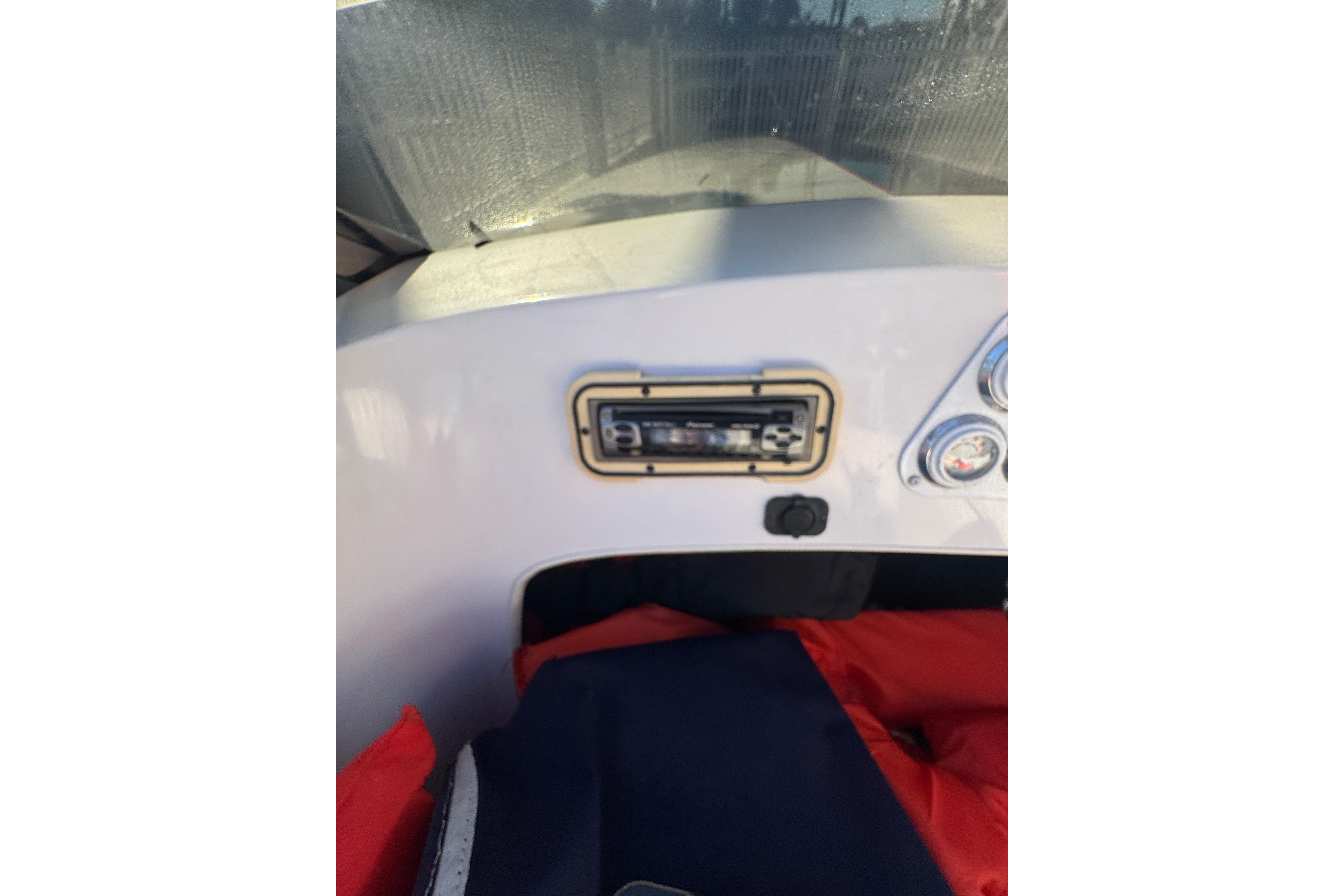 2002 Donzi 22 Classic en venta (photo 12)