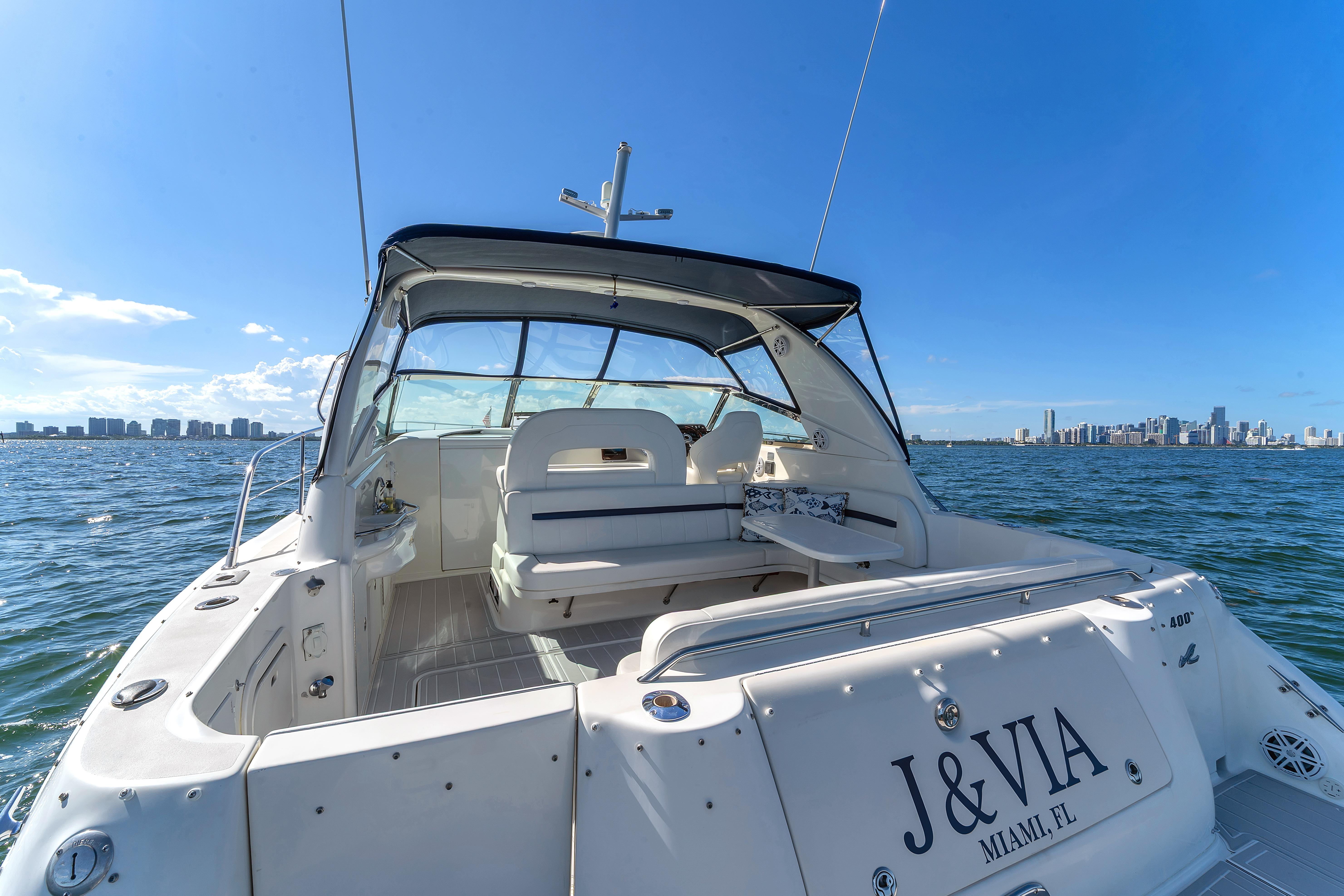 1997 Sea Ray Sundancer 400 for sale (photo 21)