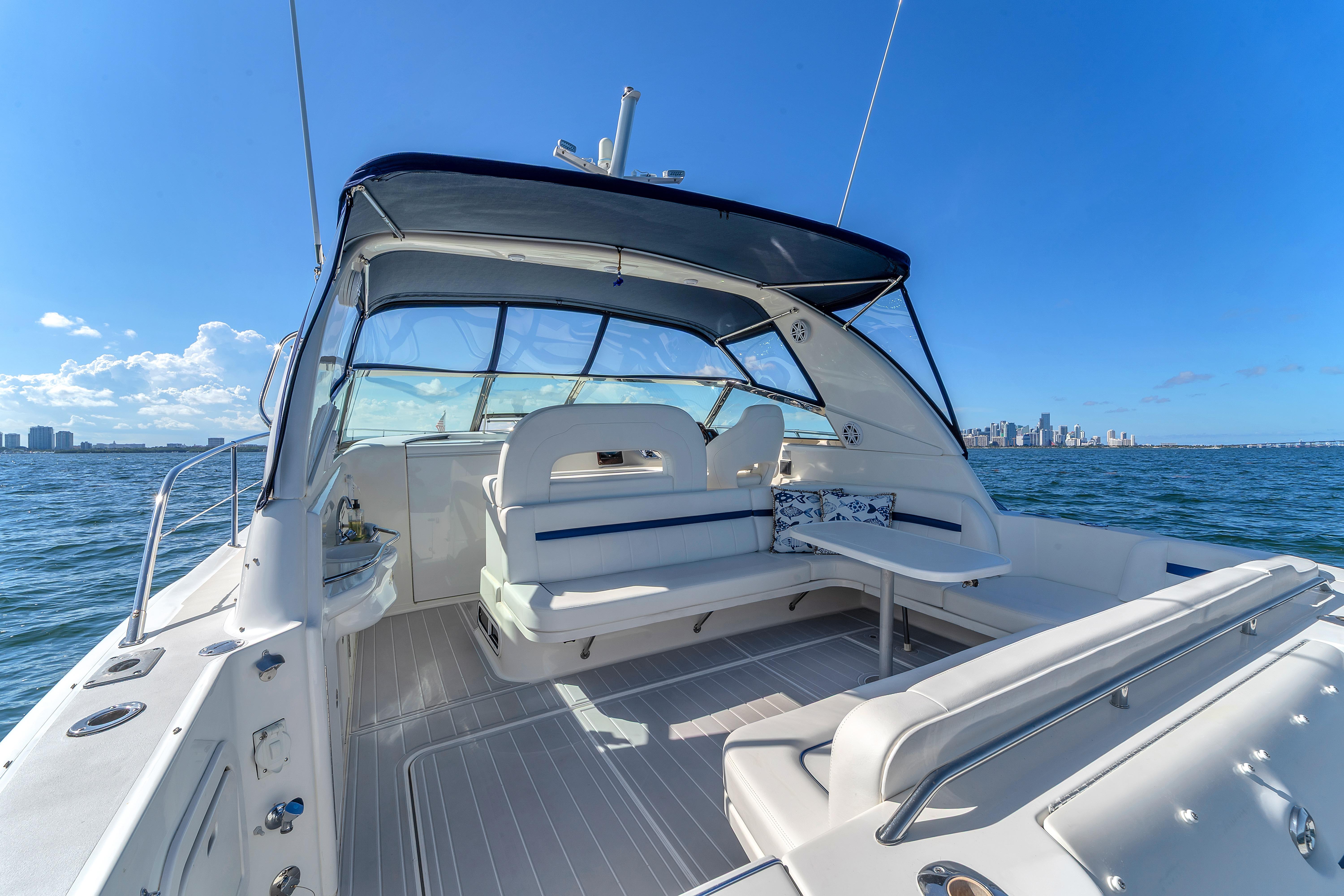 1997 Sea Ray Sundancer 400 for sale (photo 23)