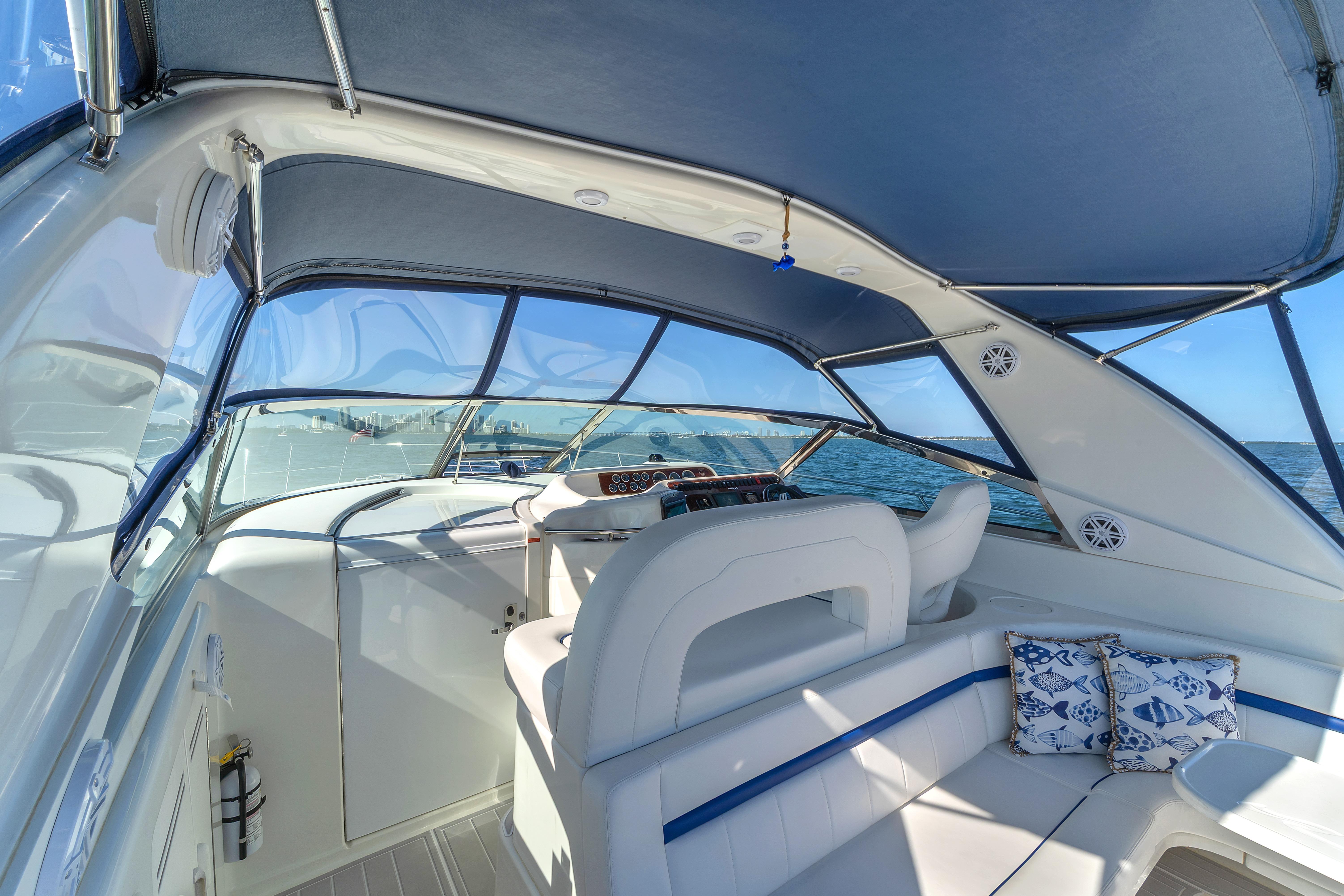 1997 Sea Ray Sundancer 400 for sale (photo 24)