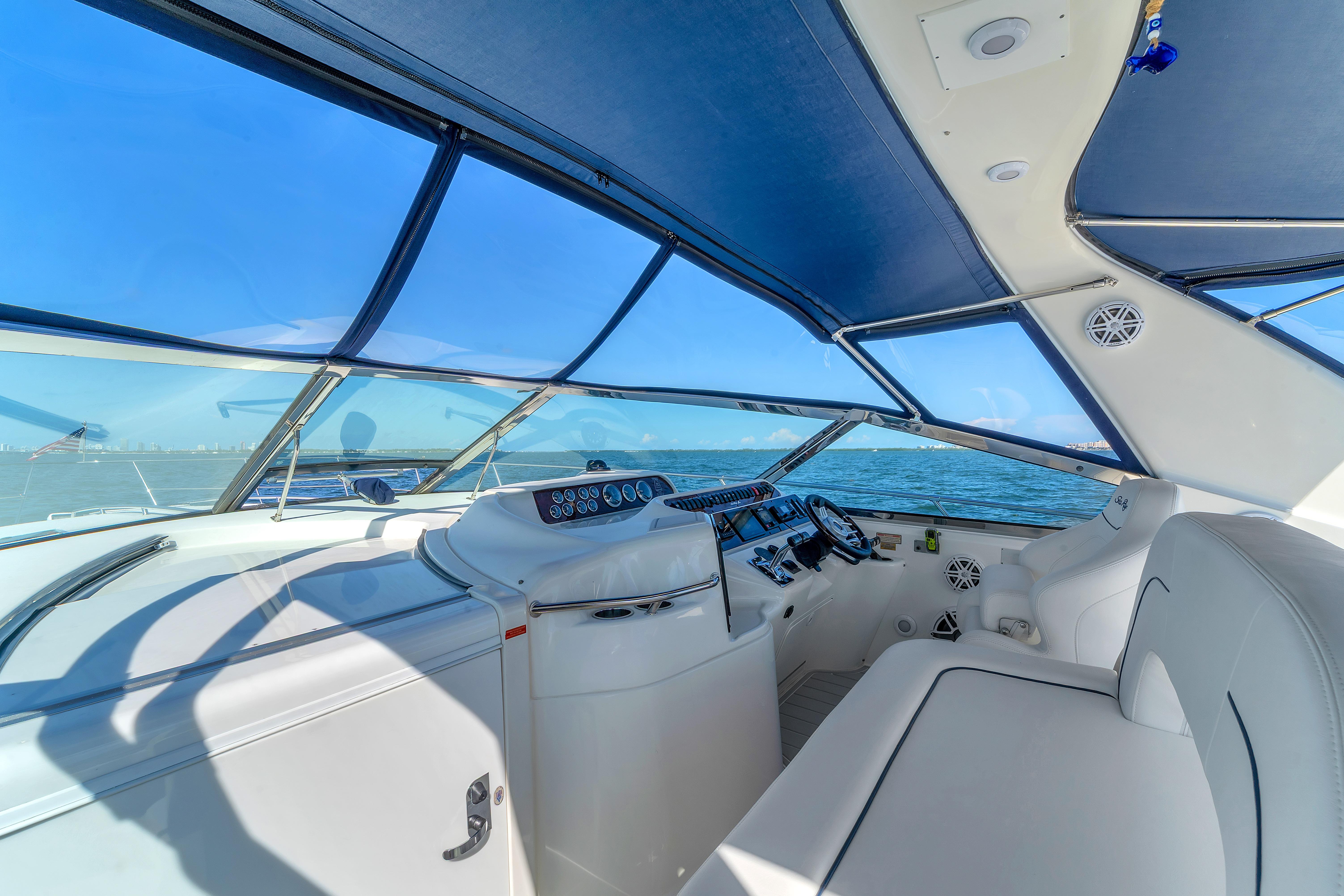 1997 Sea Ray Sundancer 400 for sale (photo 25)