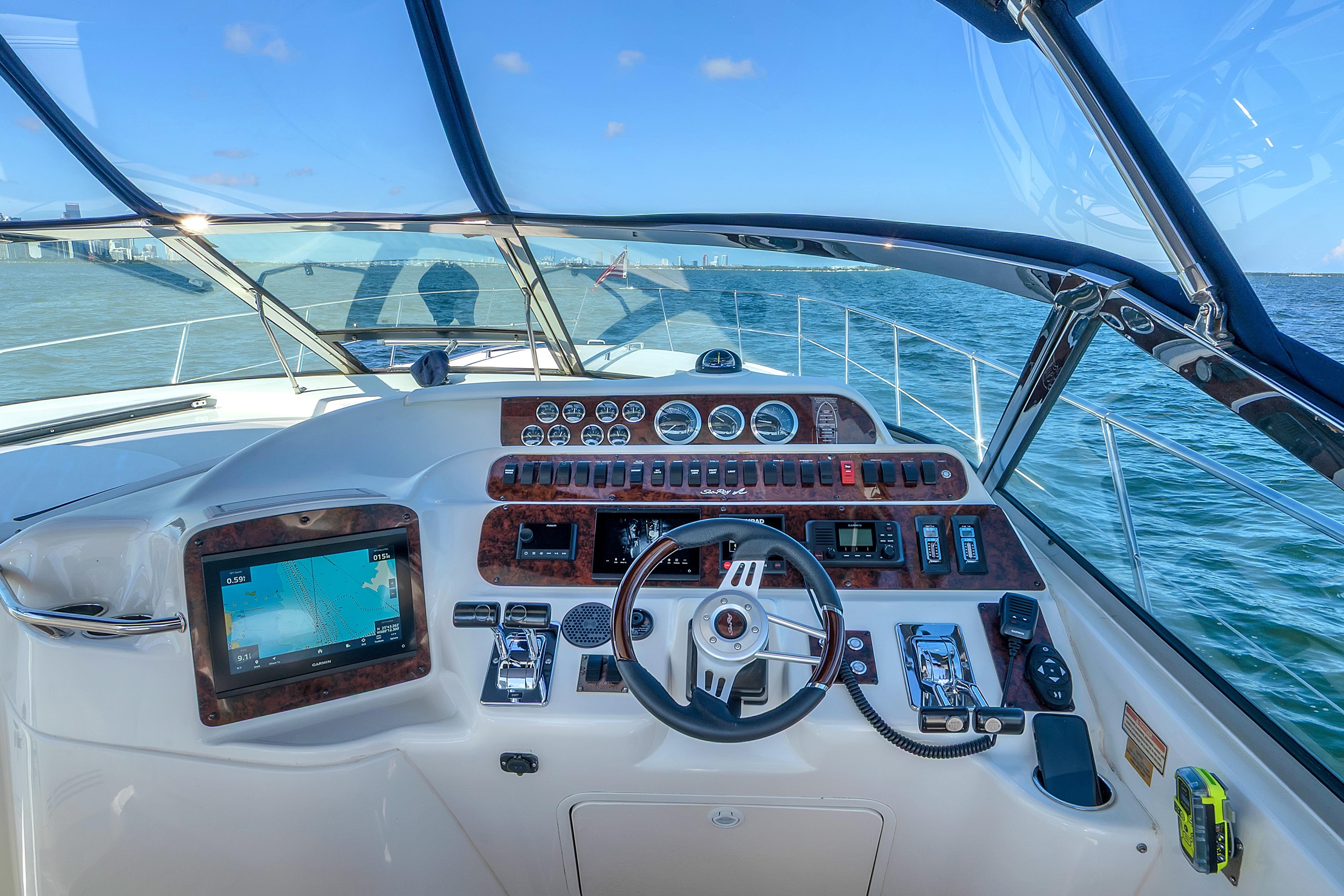 1997 Sea Ray Sundancer 400 for sale (photo 28)