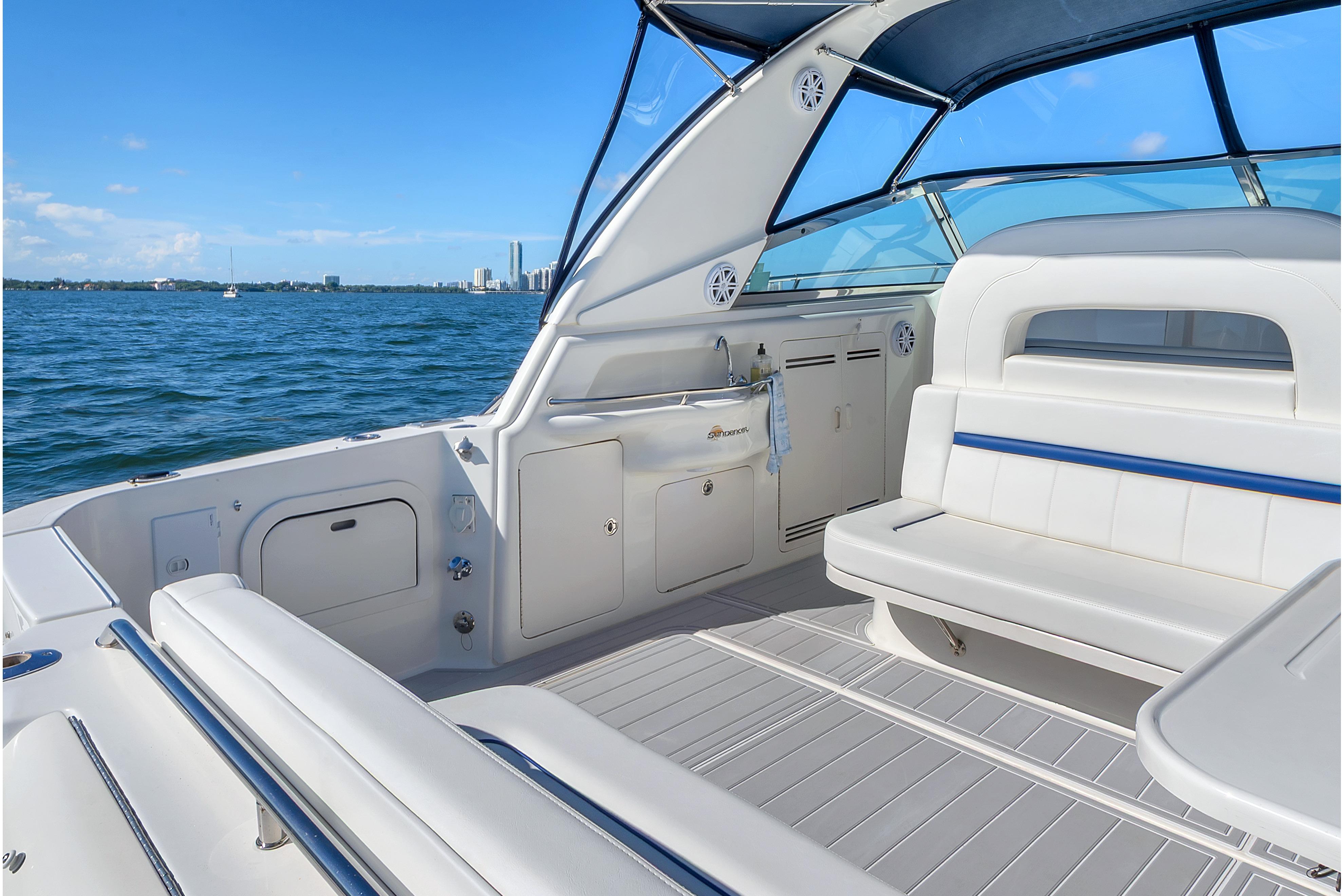 1997 Sea Ray Sundancer 400 for sale (photo 30)