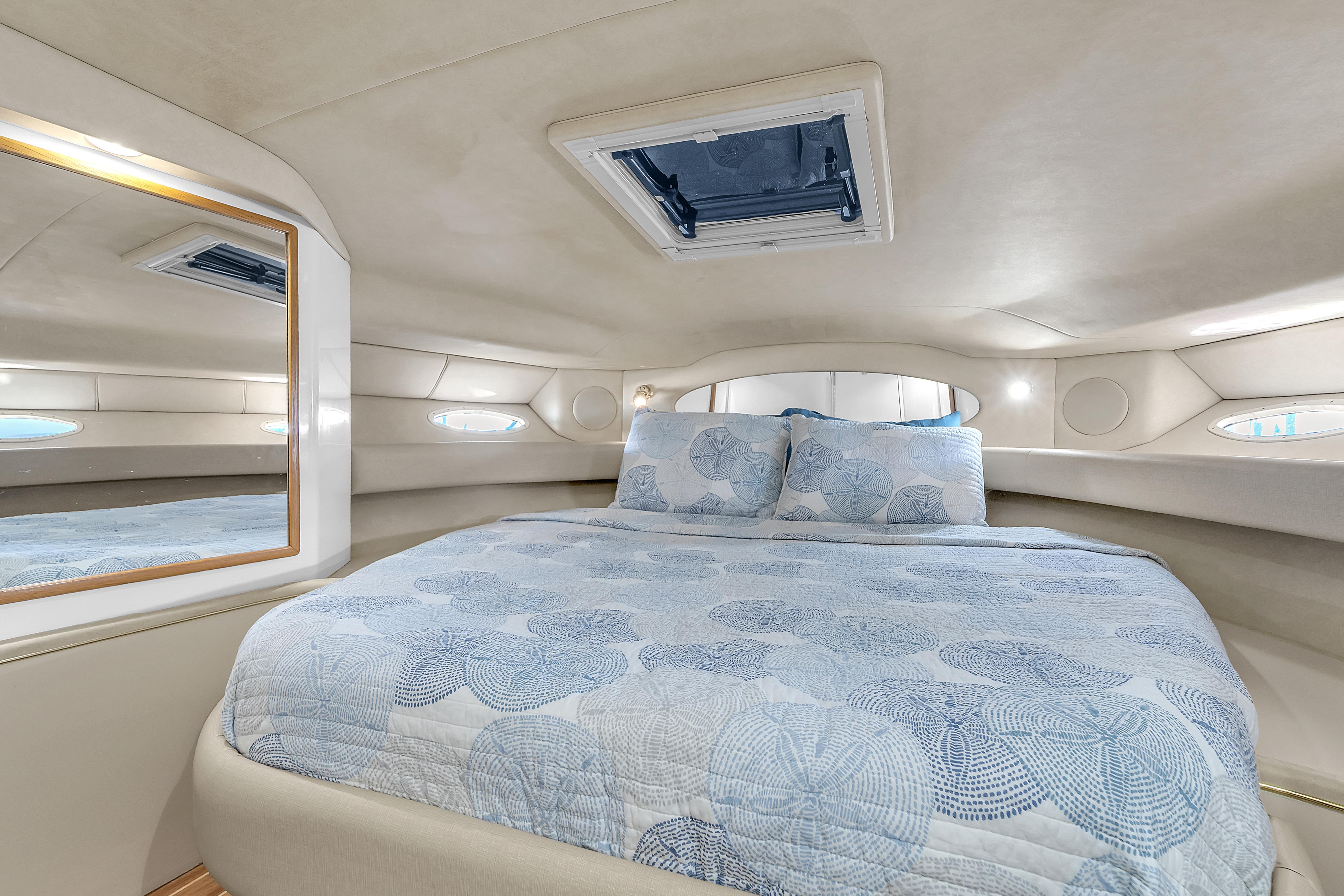 1997 Sea Ray Sundancer 400 for sale (photo 38)