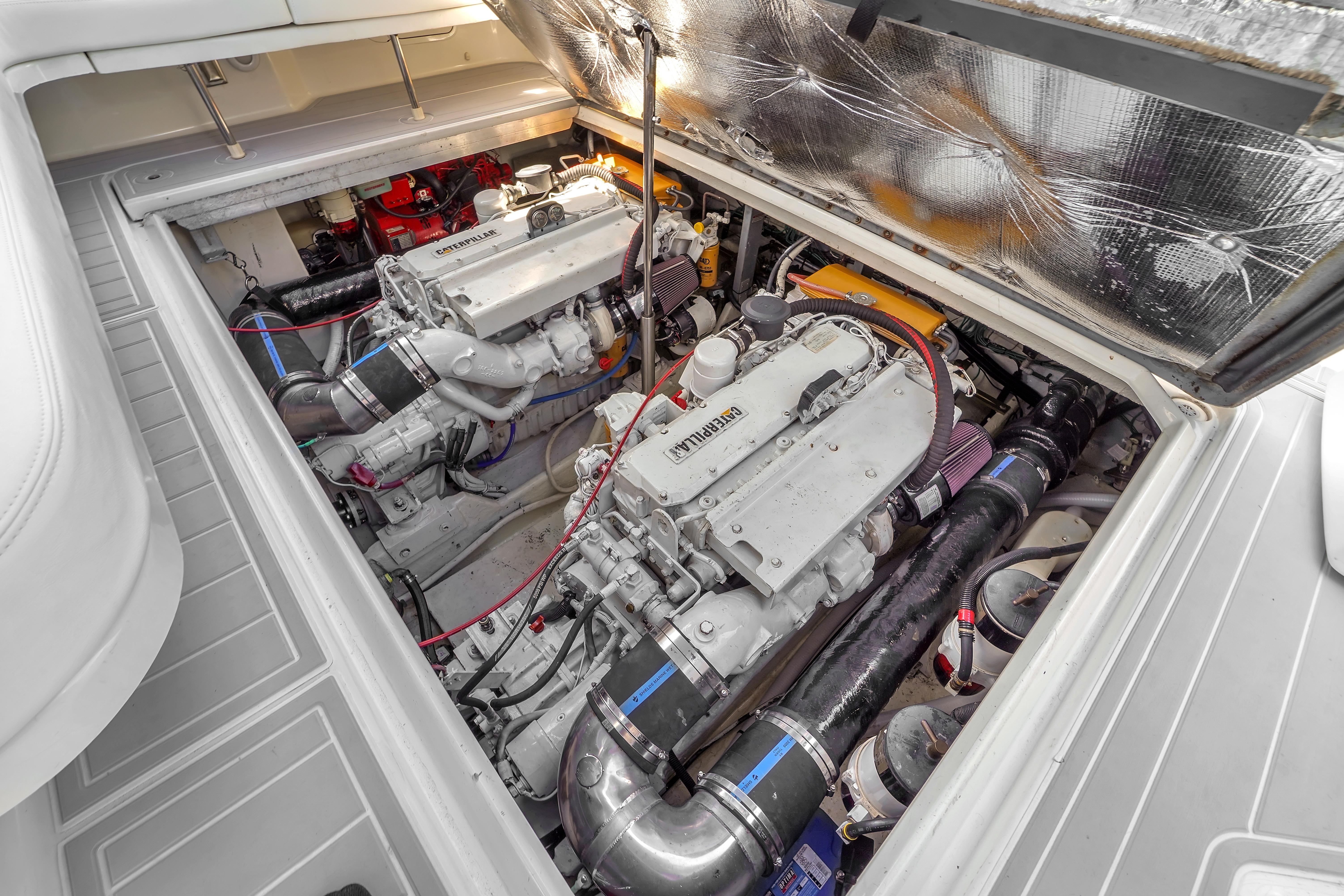 1997 Sea Ray Sundancer 400 for sale (photo 47)