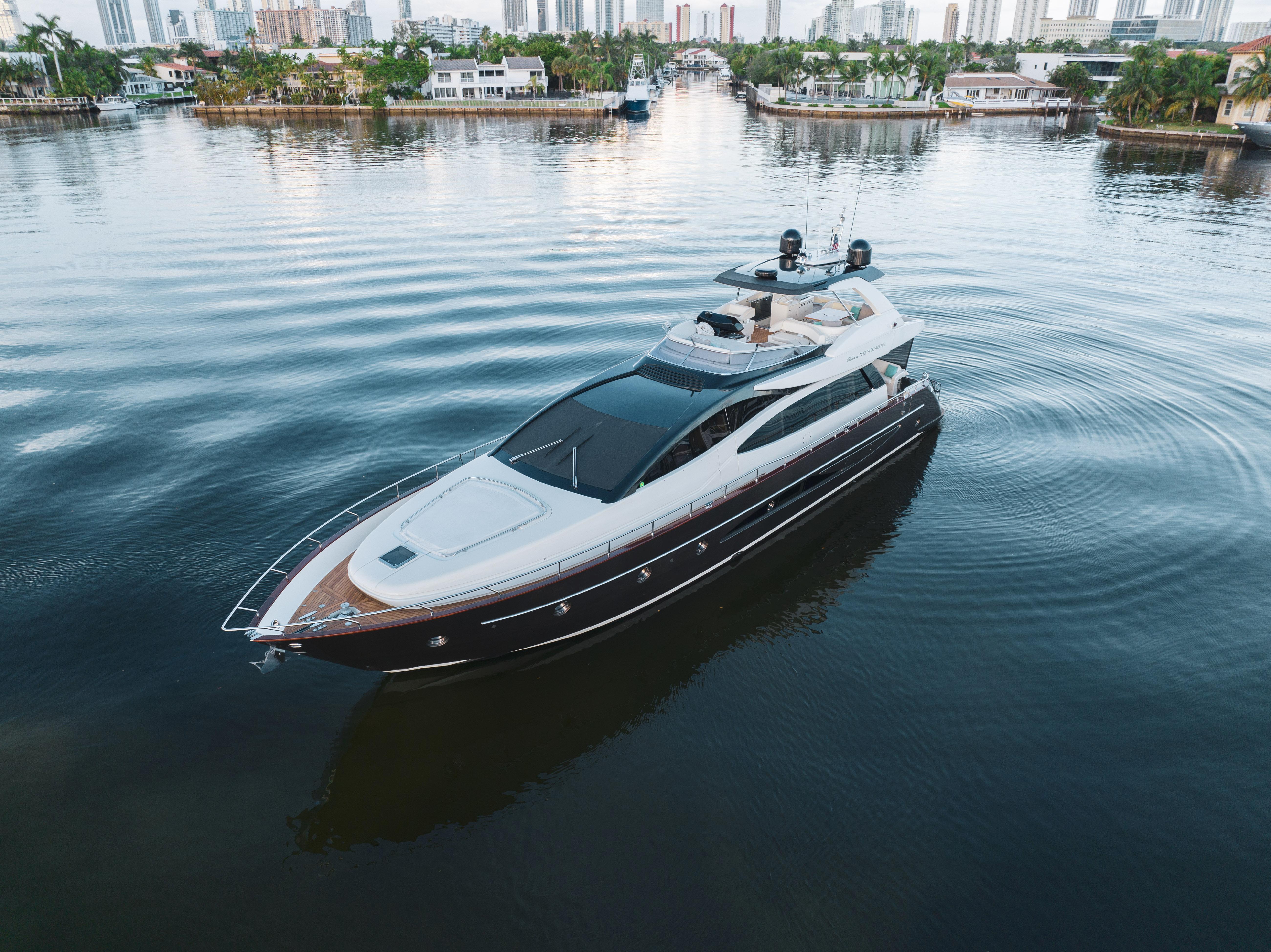 2012 Riva 75' Venere en venta (photo 8)