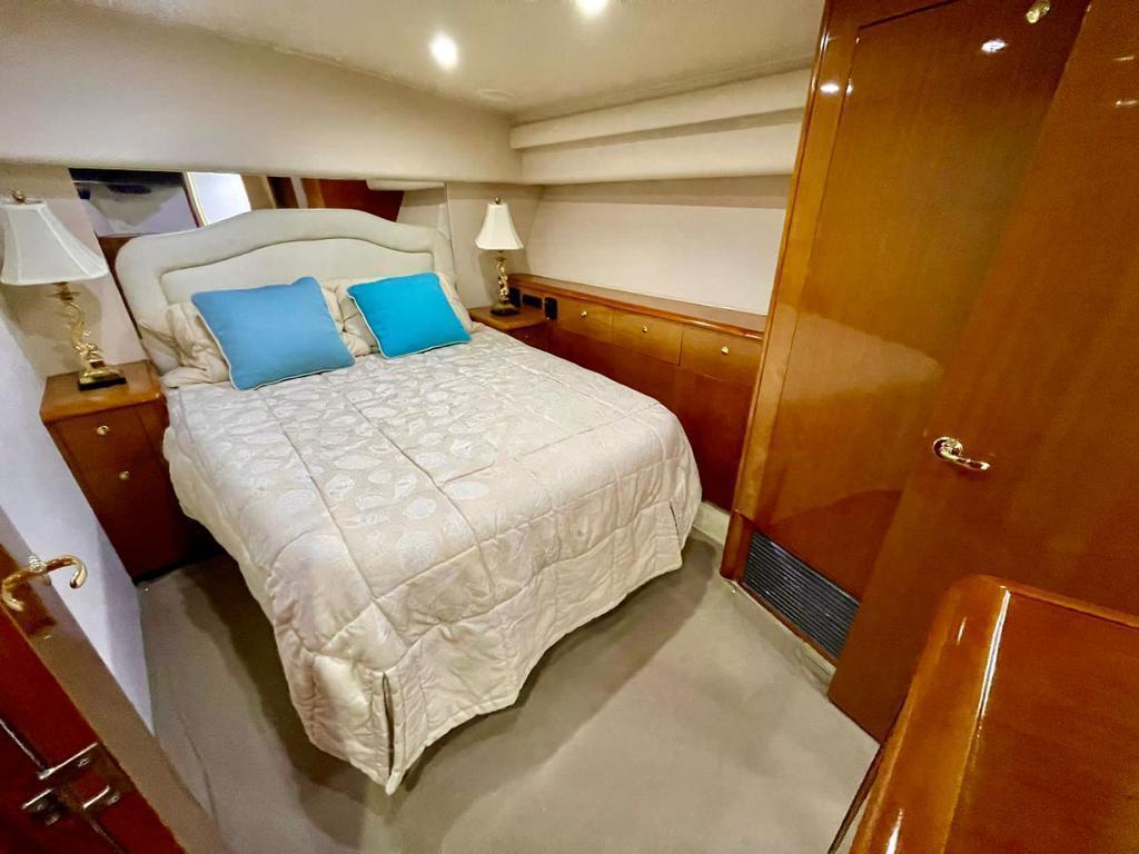 2003 Viking 52 Convertible zu verkaufen (photo 7)