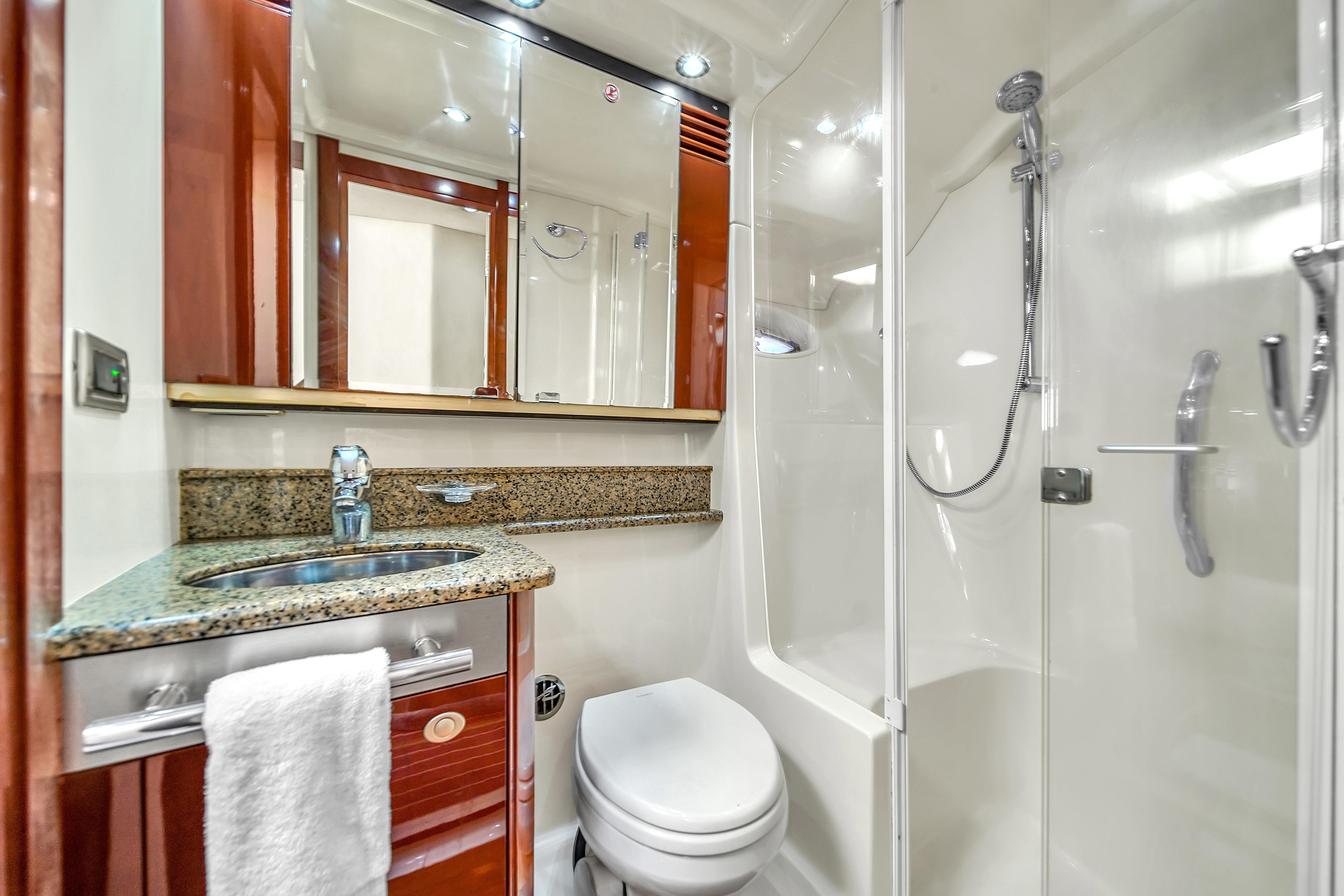 2007 Sea Ray 52 Sedan Bridge for sale (photo 36)