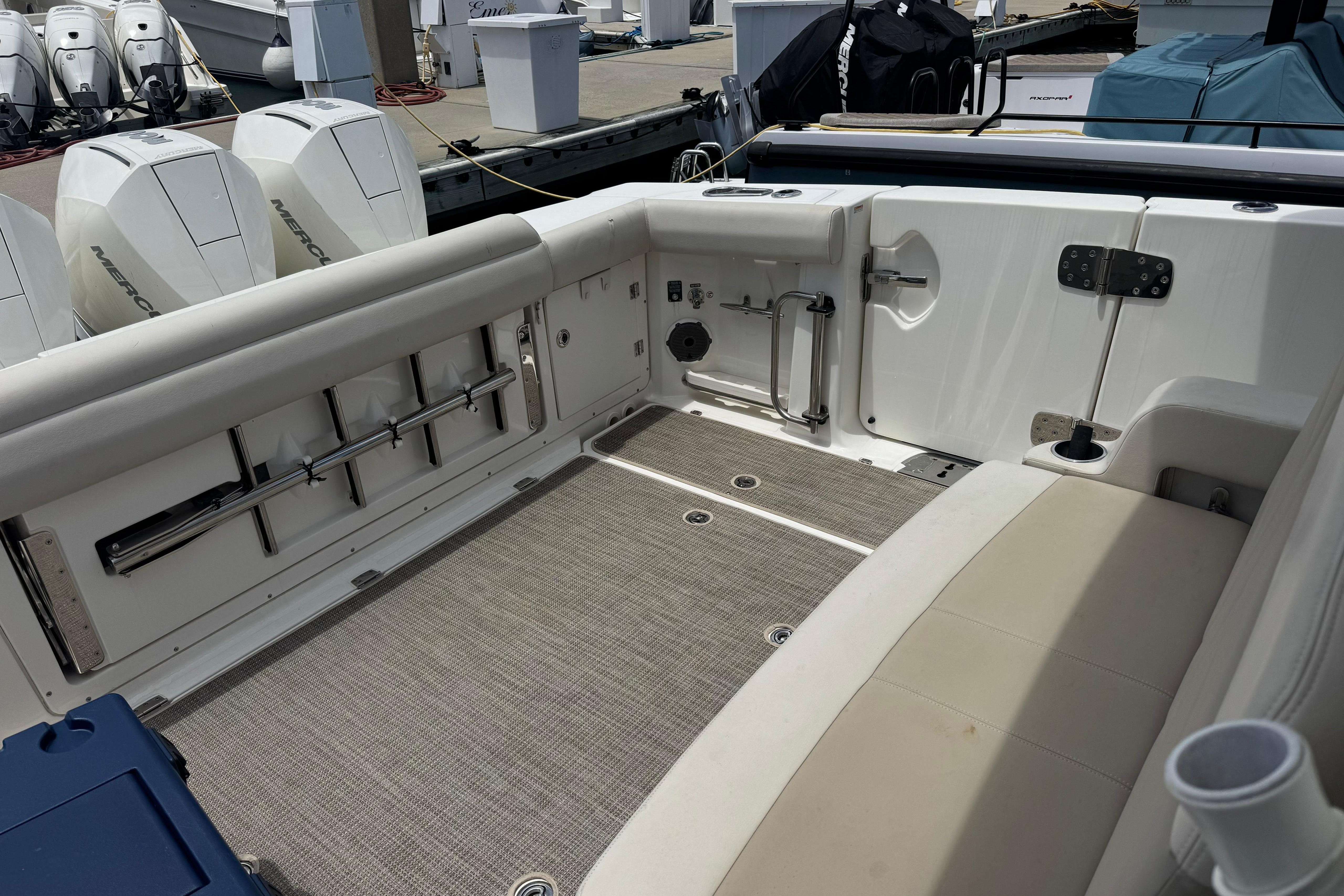 2021 Boston Whaler 380 Outrage en venta (photo 6)