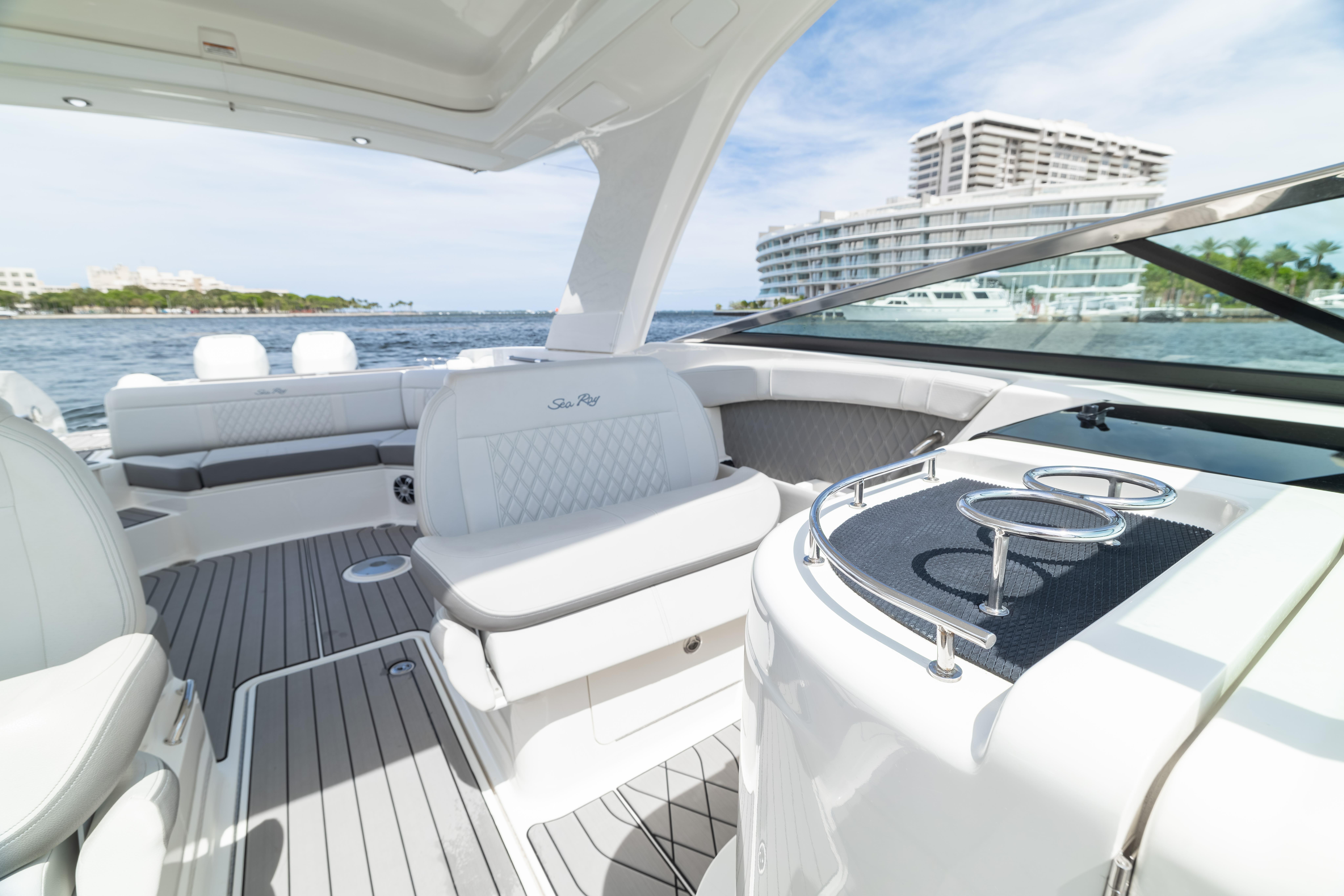 2023 Sea Ray SLX 350 Outboard en venta (photo 30)