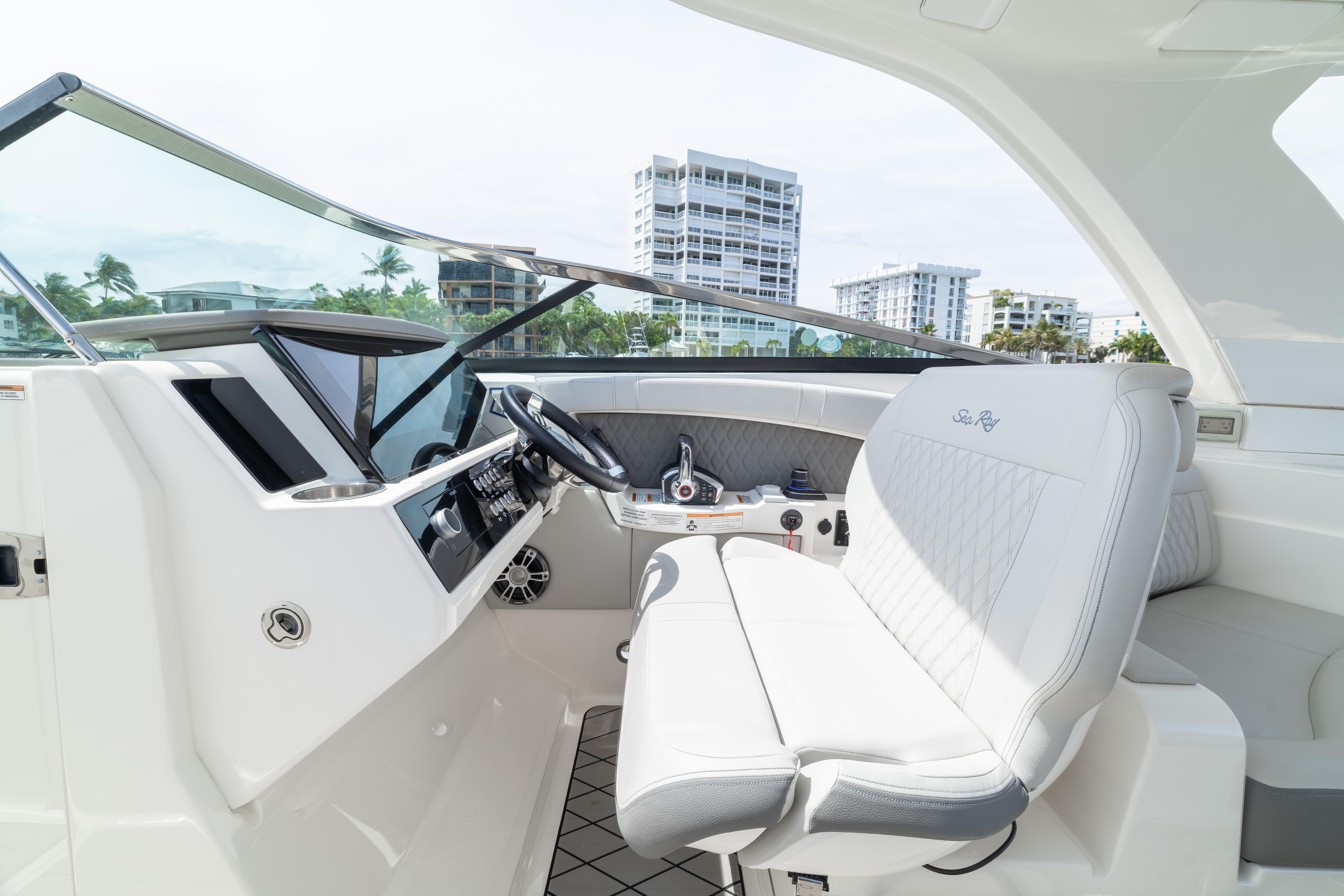2023 Sea Ray SLX 350 Outboard en venta (photo 31)