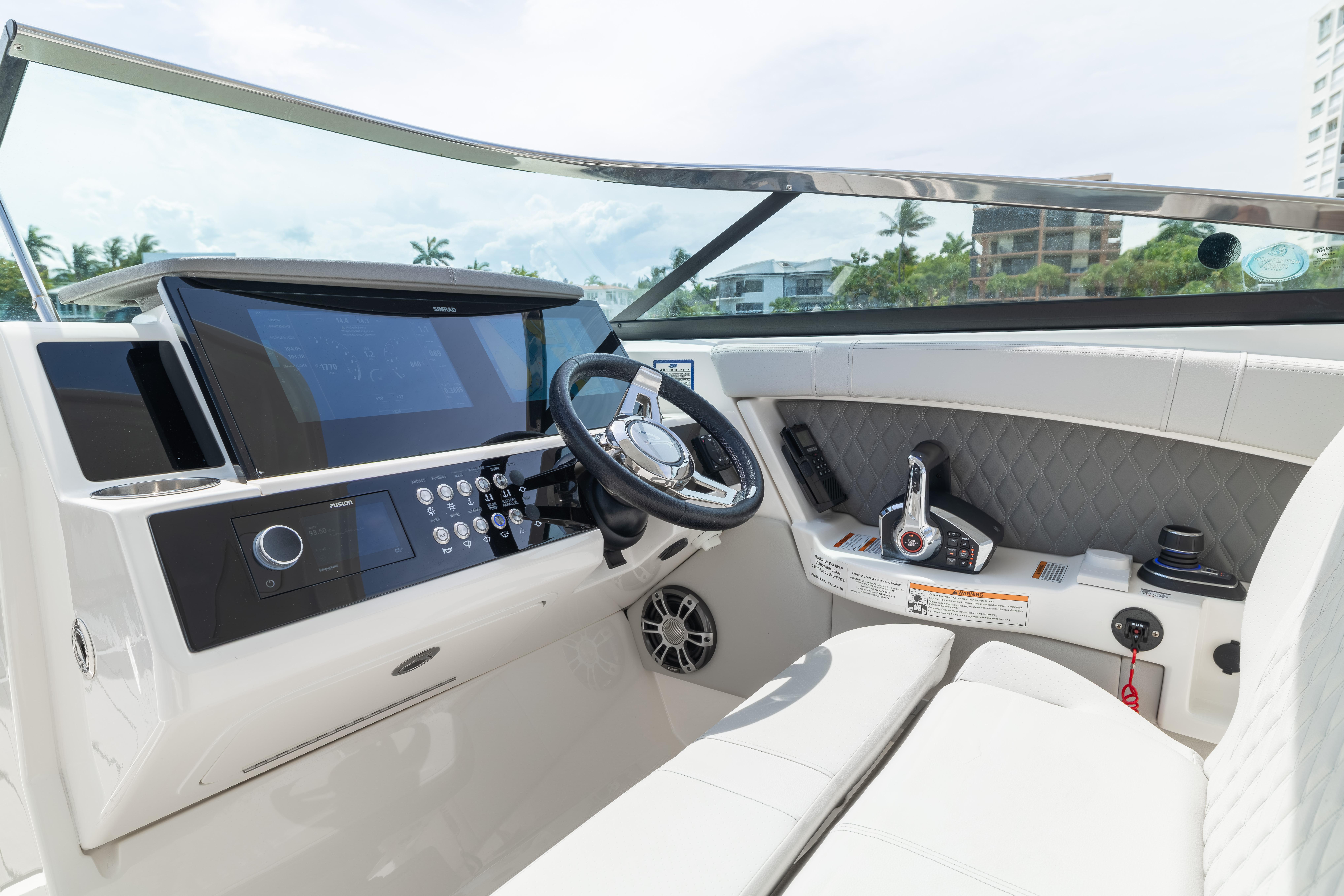 2023 Sea Ray SLX 350 Outboard en venta (photo 32)