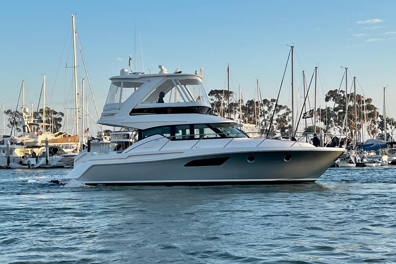2019 Tiara Yachts F44 Flybridge à vendre (photo 4)