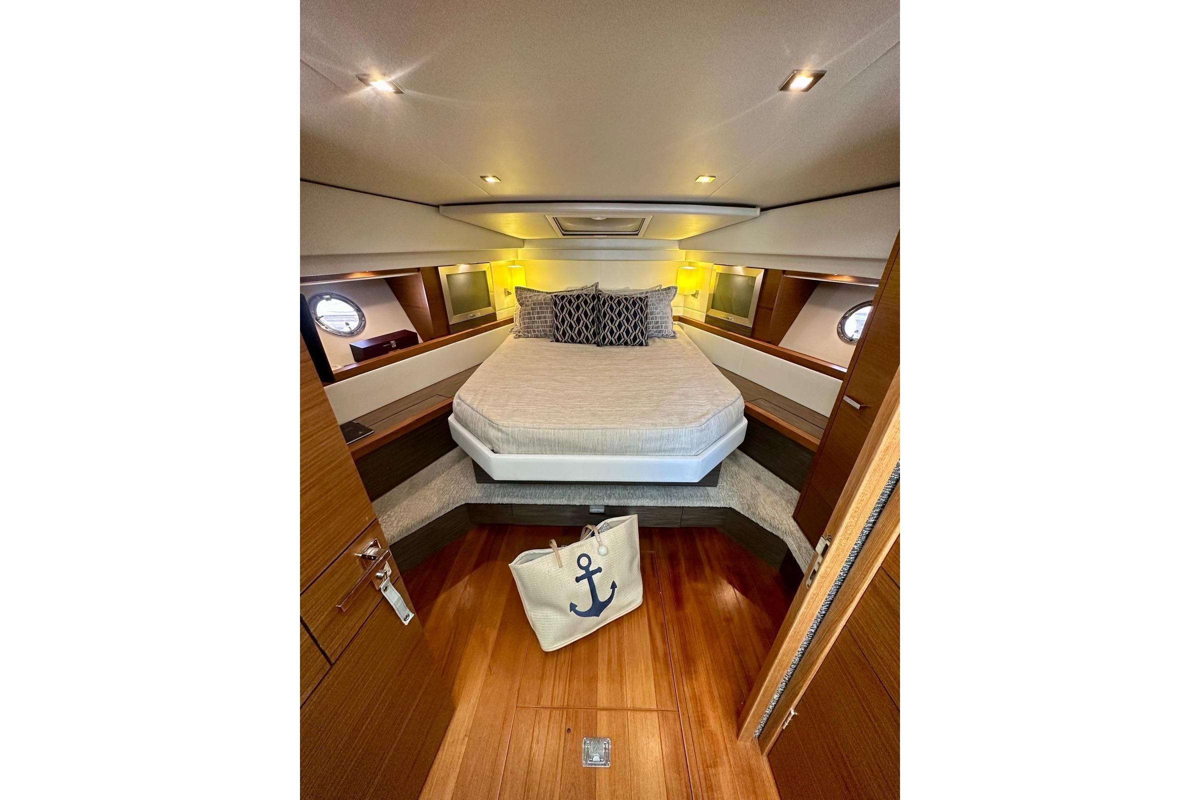 2019 Tiara Yachts F44 Flybridge à vendre (photo 39)