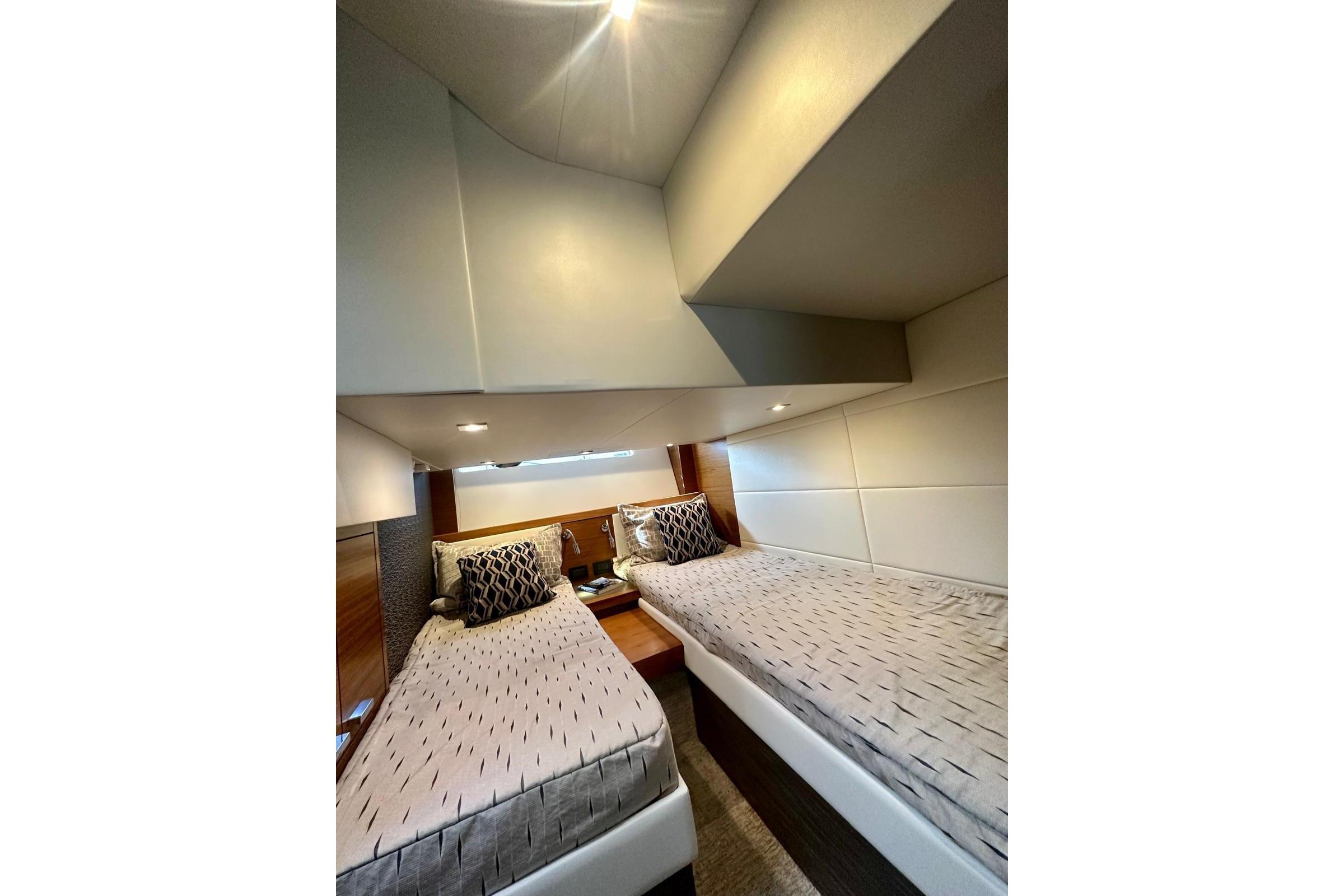 2019 Tiara Yachts F44 Flybridge à vendre (photo 49)