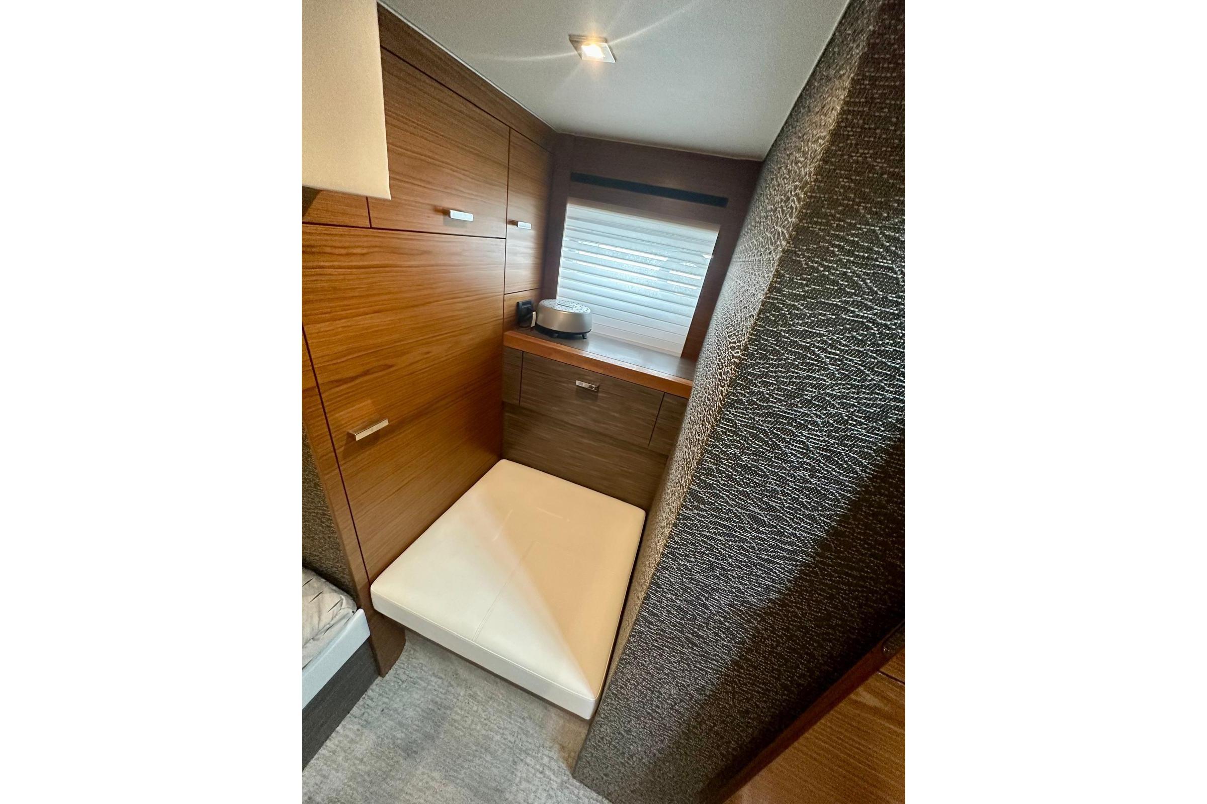 2019 Tiara Yachts F44 Flybridge à vendre (photo 52)