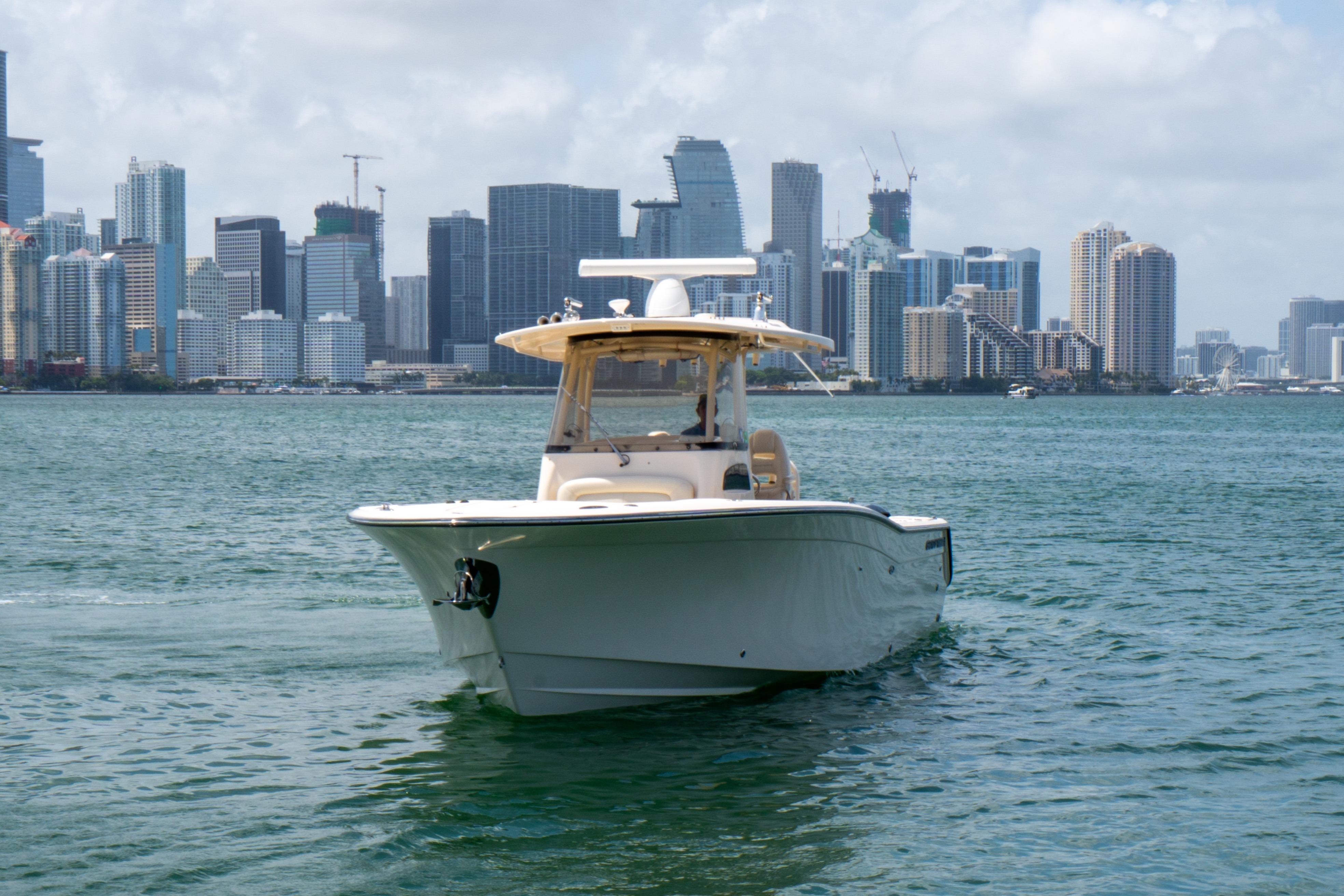 2017 Grady-White Canyon 306 for sale (photo 3)