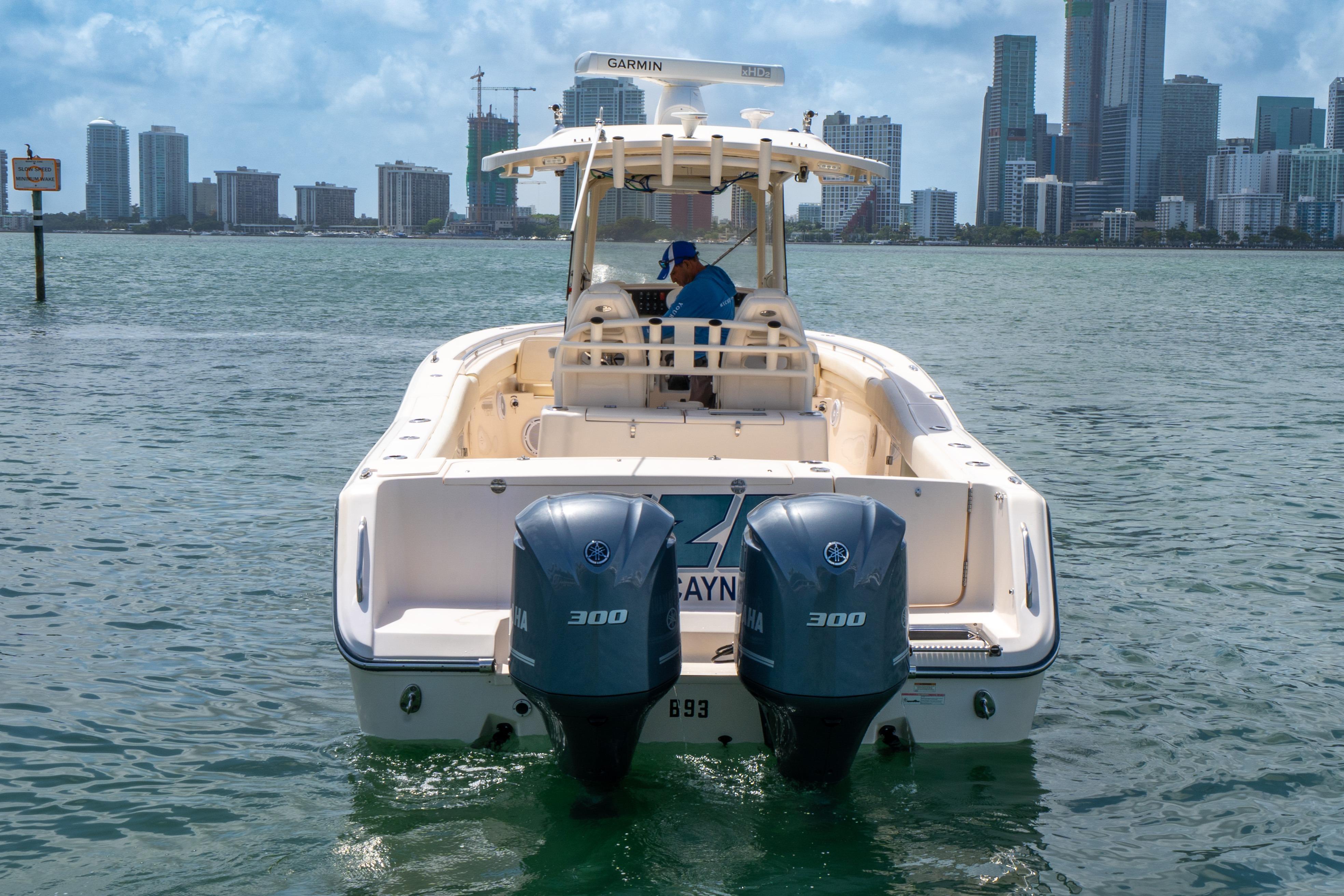 2017 Grady-White Canyon 306 for sale (photo 7)