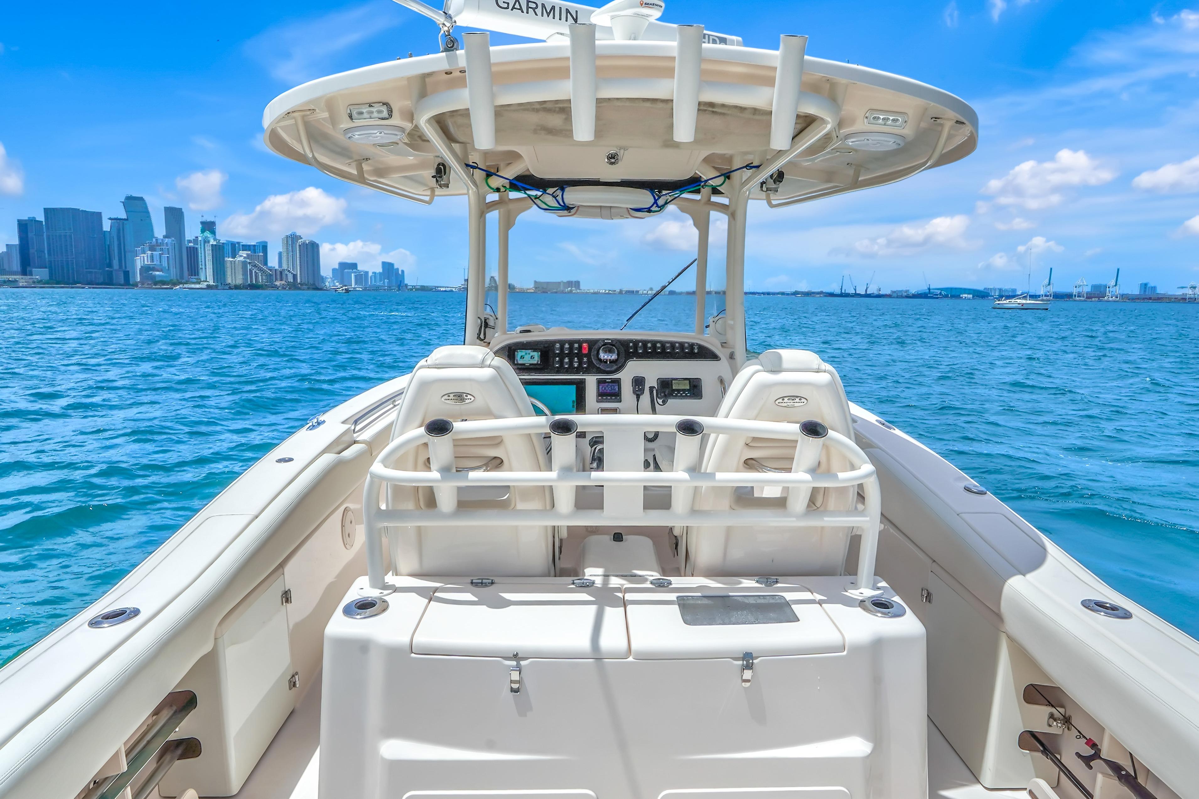 2017 Grady-White Canyon 306 for sale (photo 9)