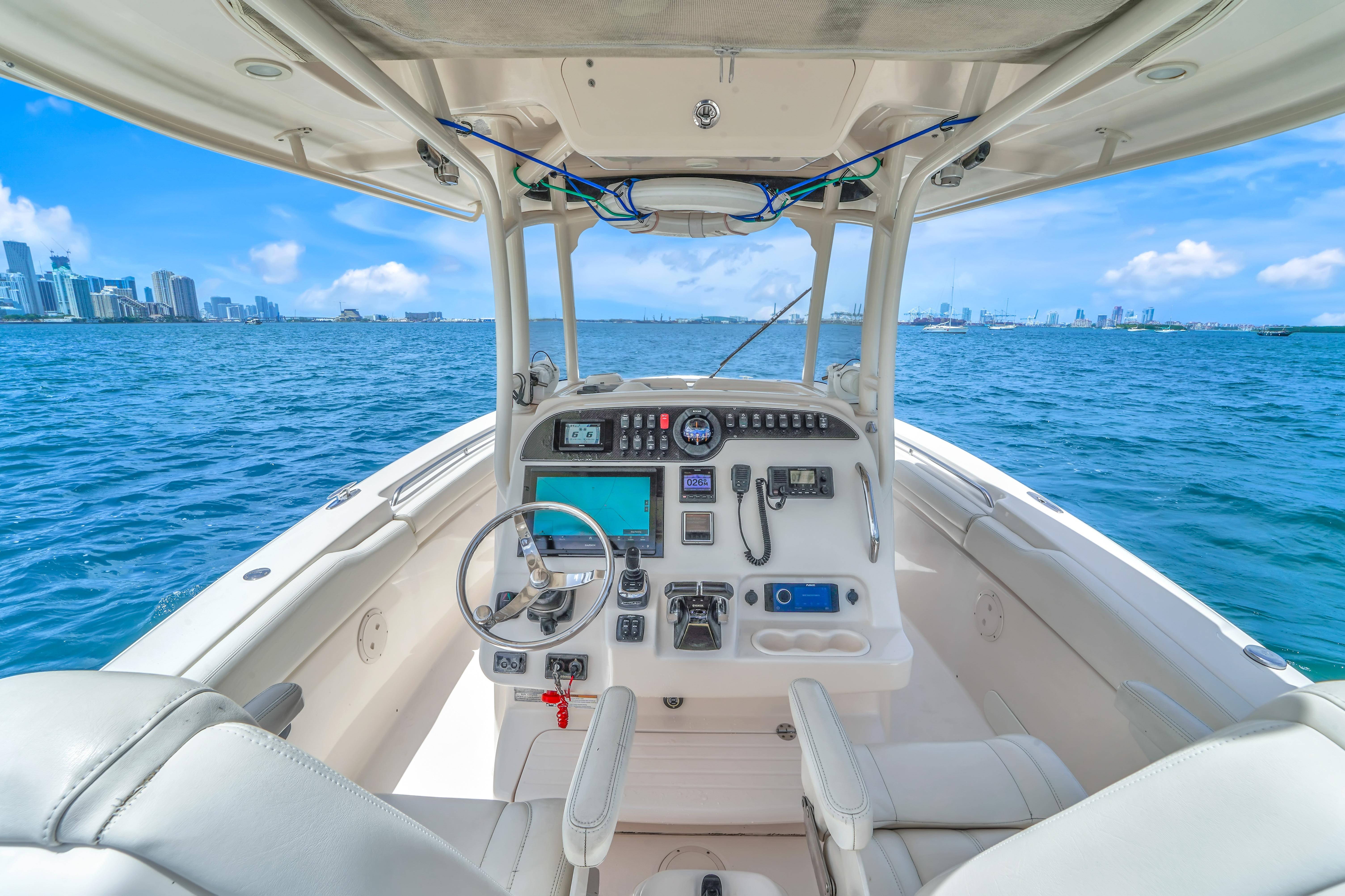 2017 Grady-White Canyon 306 for sale (photo 16)