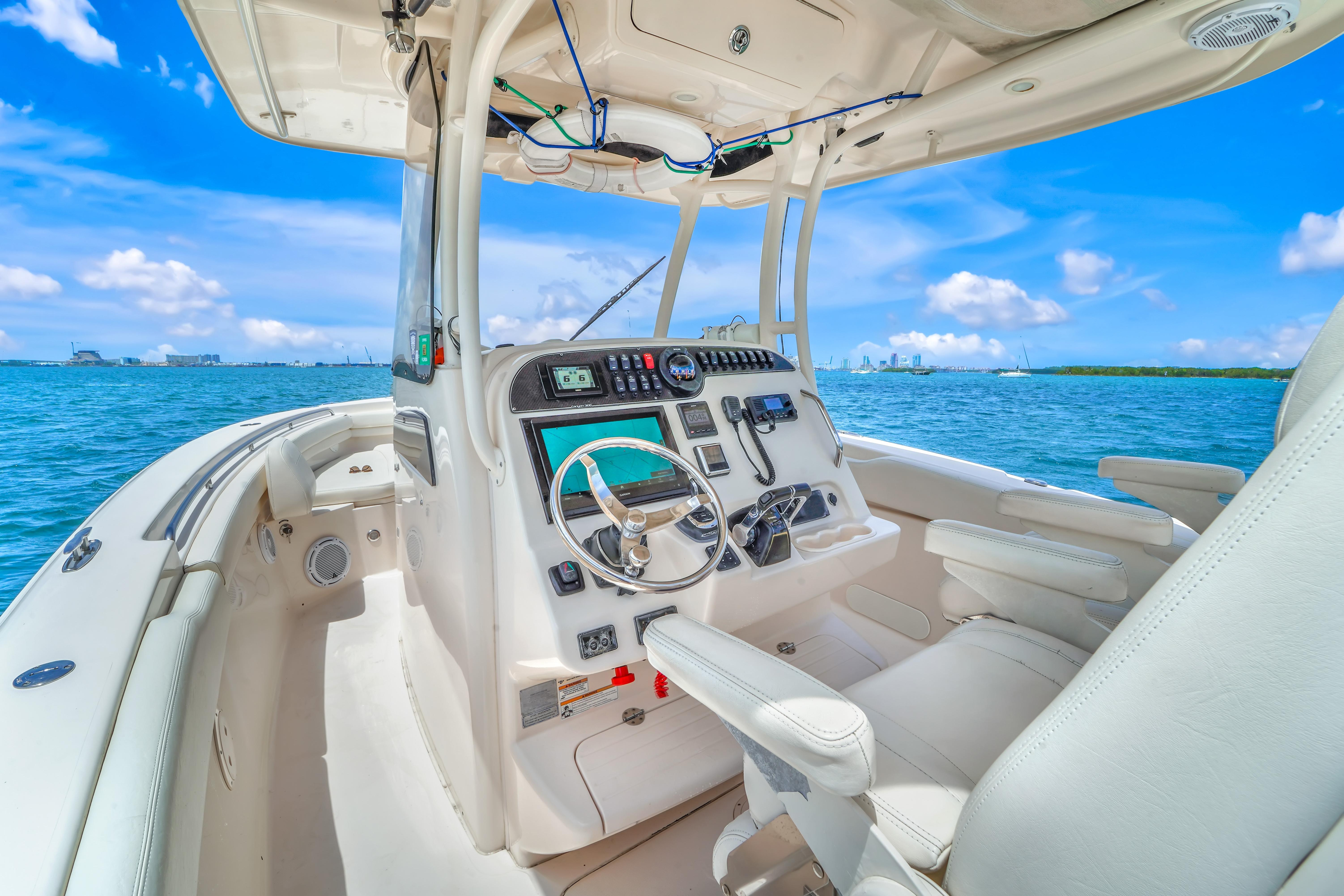 2017 Grady-White Canyon 306 for sale (photo 21)