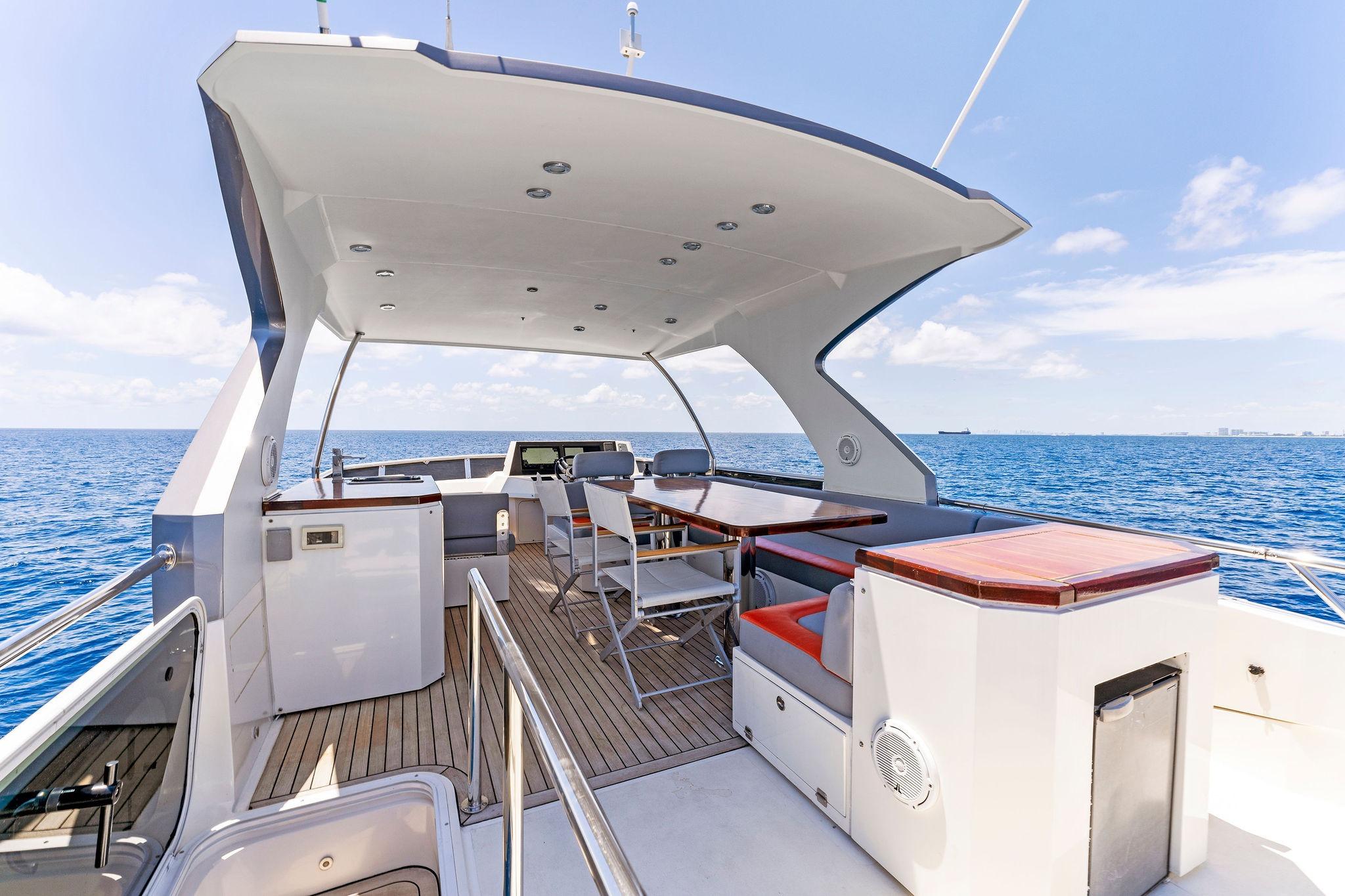2014 Lazzara 64 in vendita (photo 25)