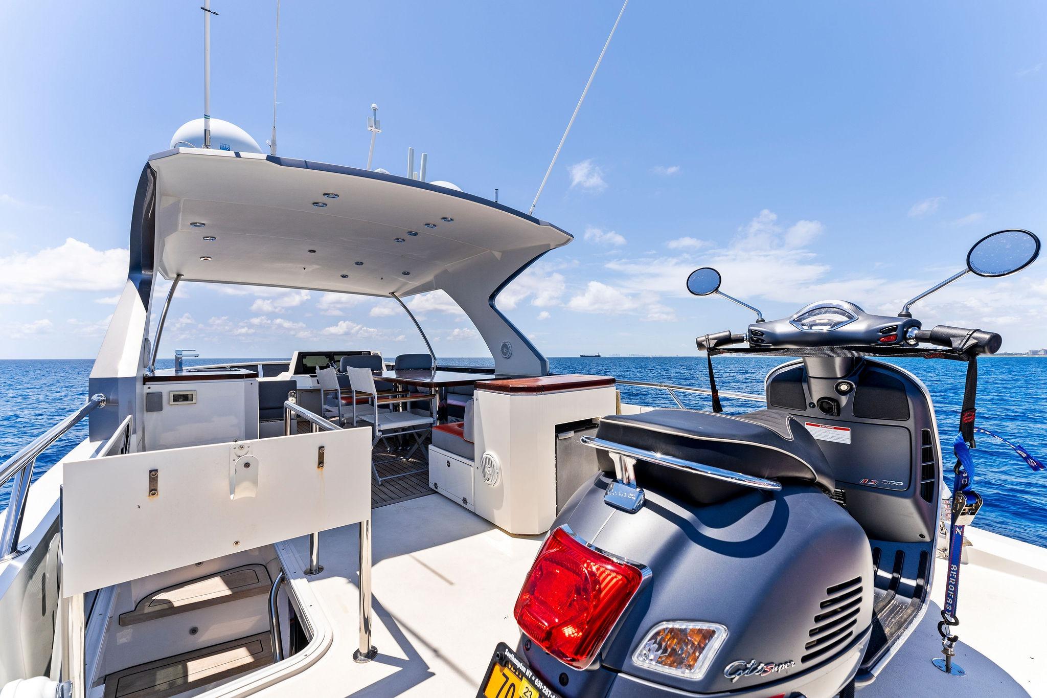 2014 Lazzara 64 in vendita (photo 28)