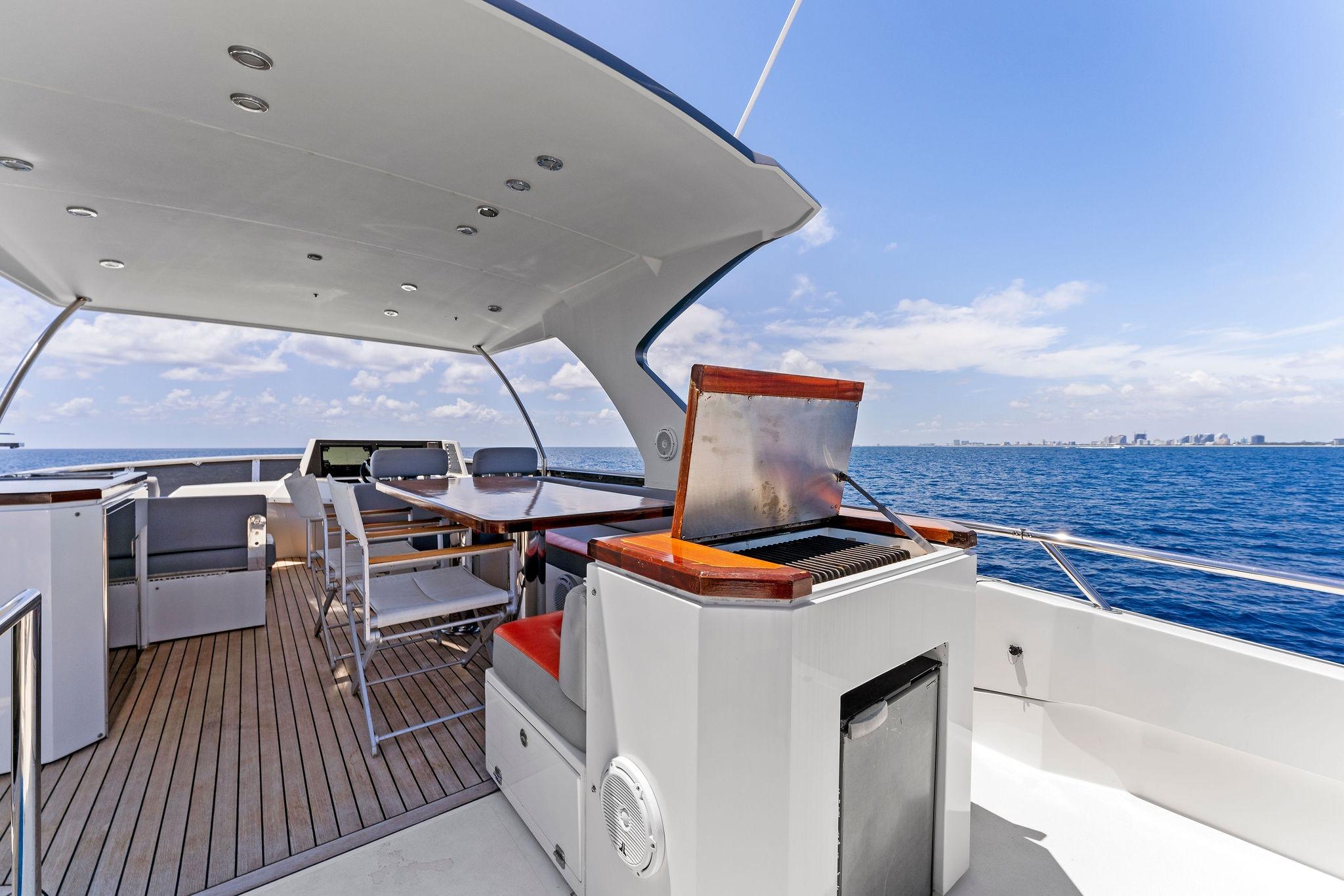 2014 Lazzara 64 in vendita (photo 31)