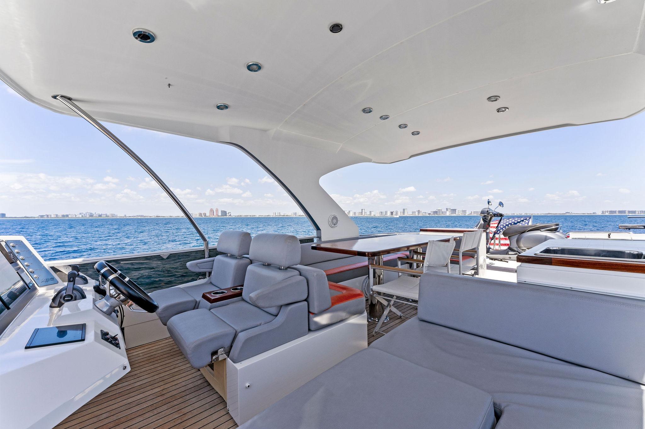 2014 Lazzara 64 in vendita (photo 33)