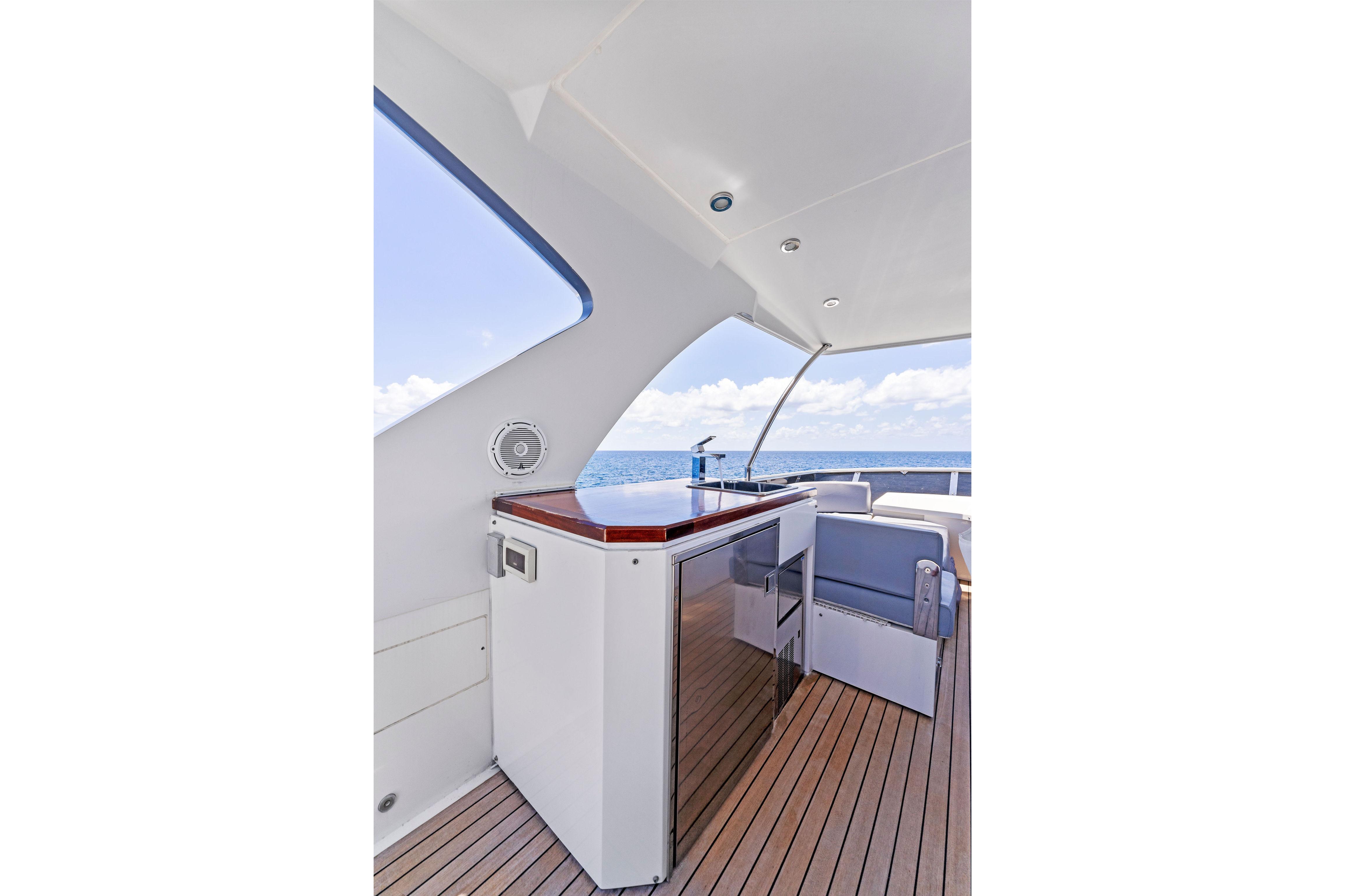 2014 Lazzara 64 in vendita (photo 35)