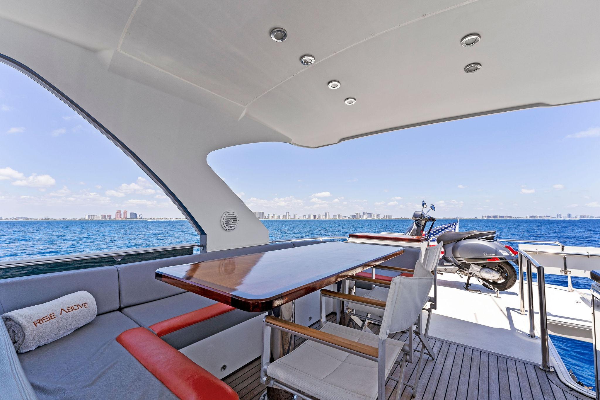 2014 Lazzara 64 in vendita (photo 37)