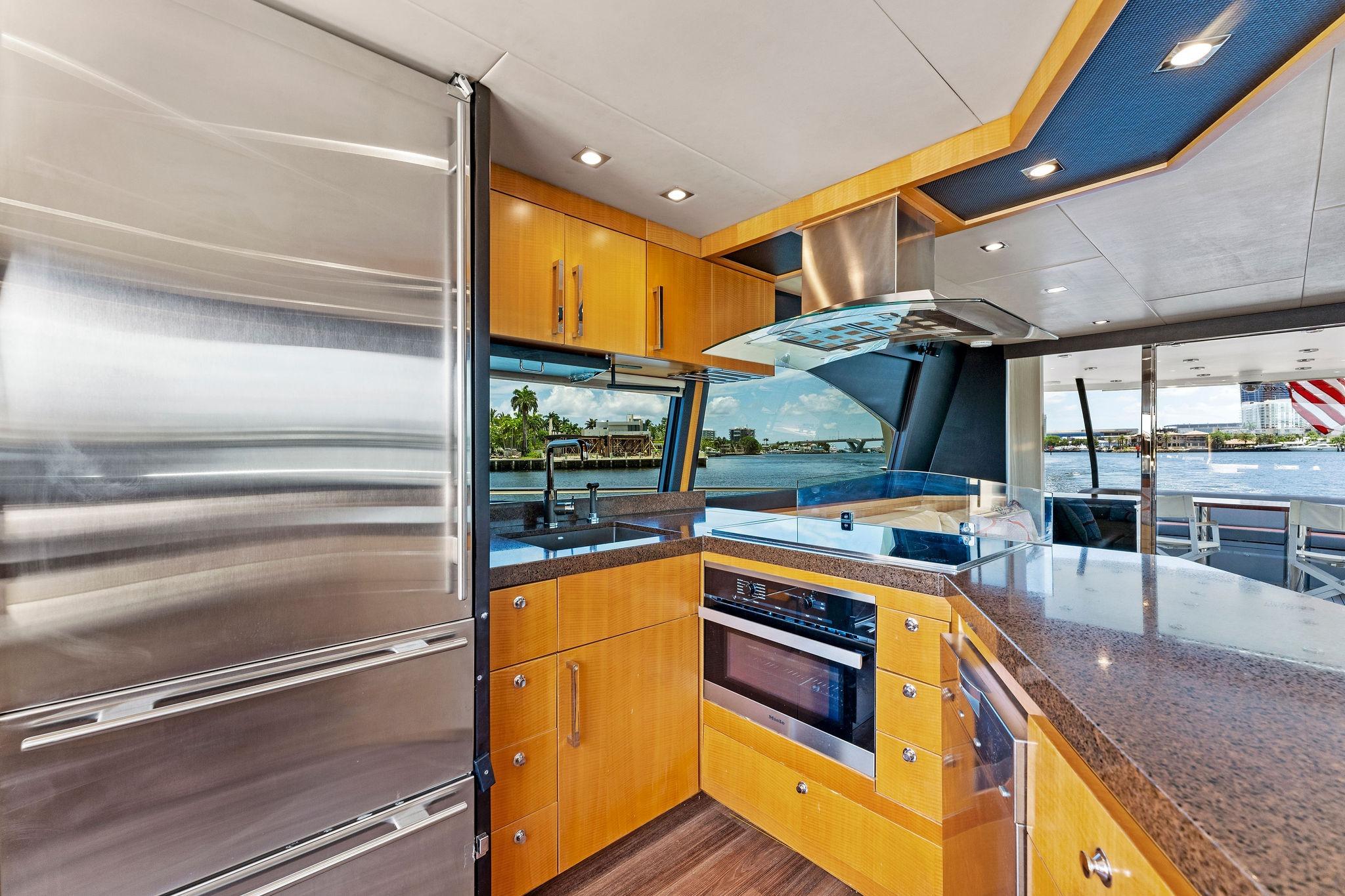 2014 Lazzara 64 in vendita (photo 57)