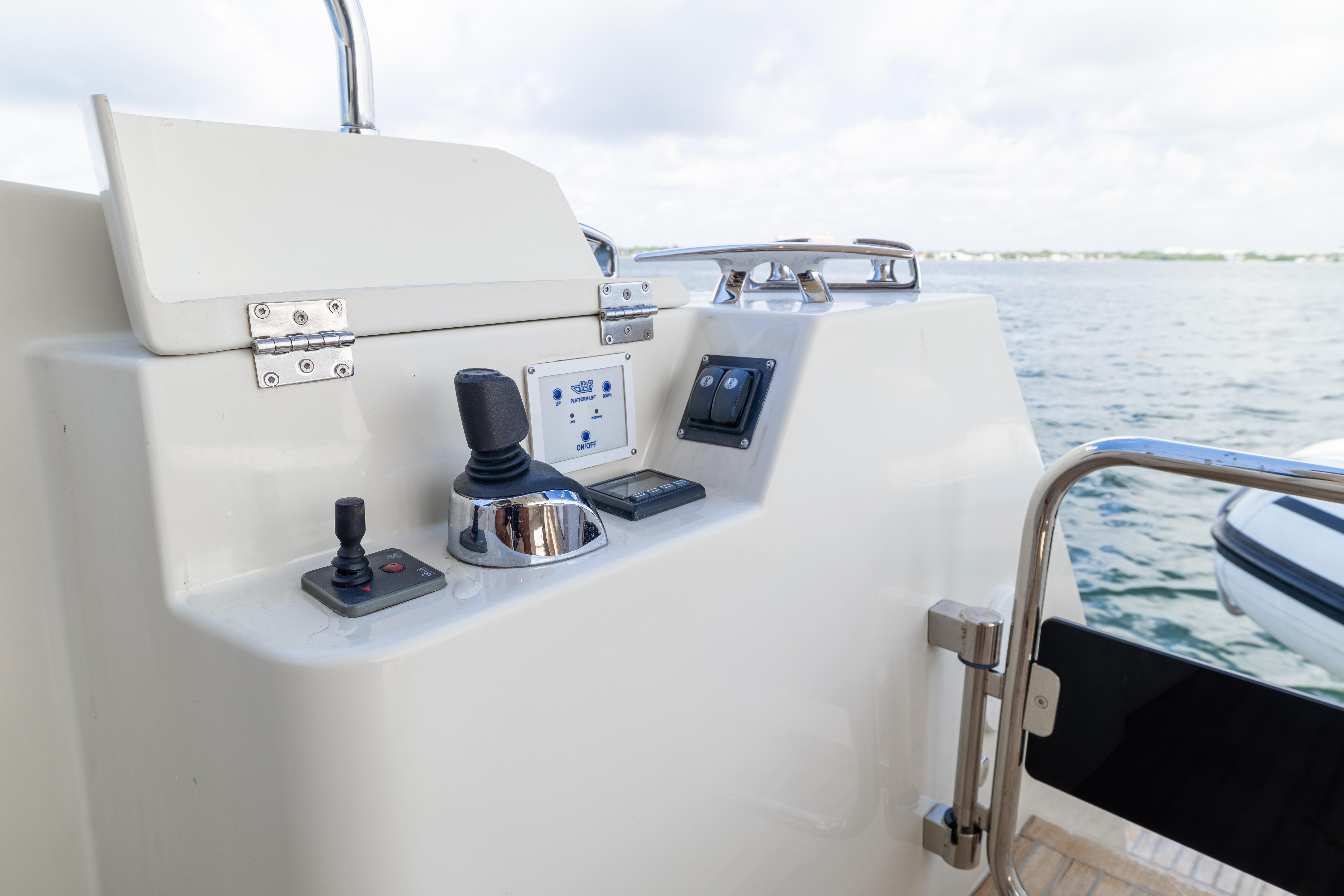 2017 Beneteau Monte Carlo 5 zu verkaufen (photo 31)
