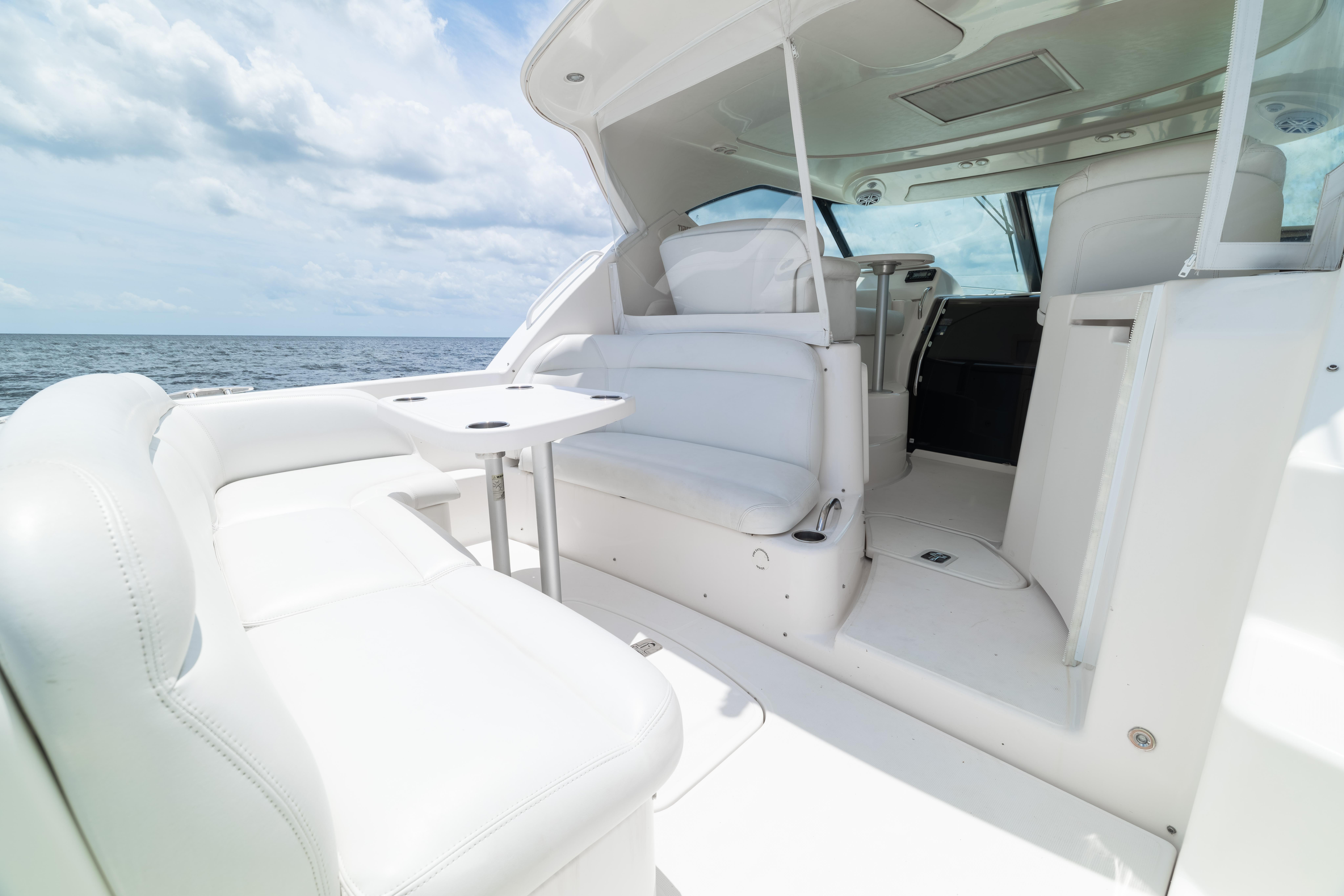 2010 Tiara Yachts 3500 Sovran LE en venta (photo 24)