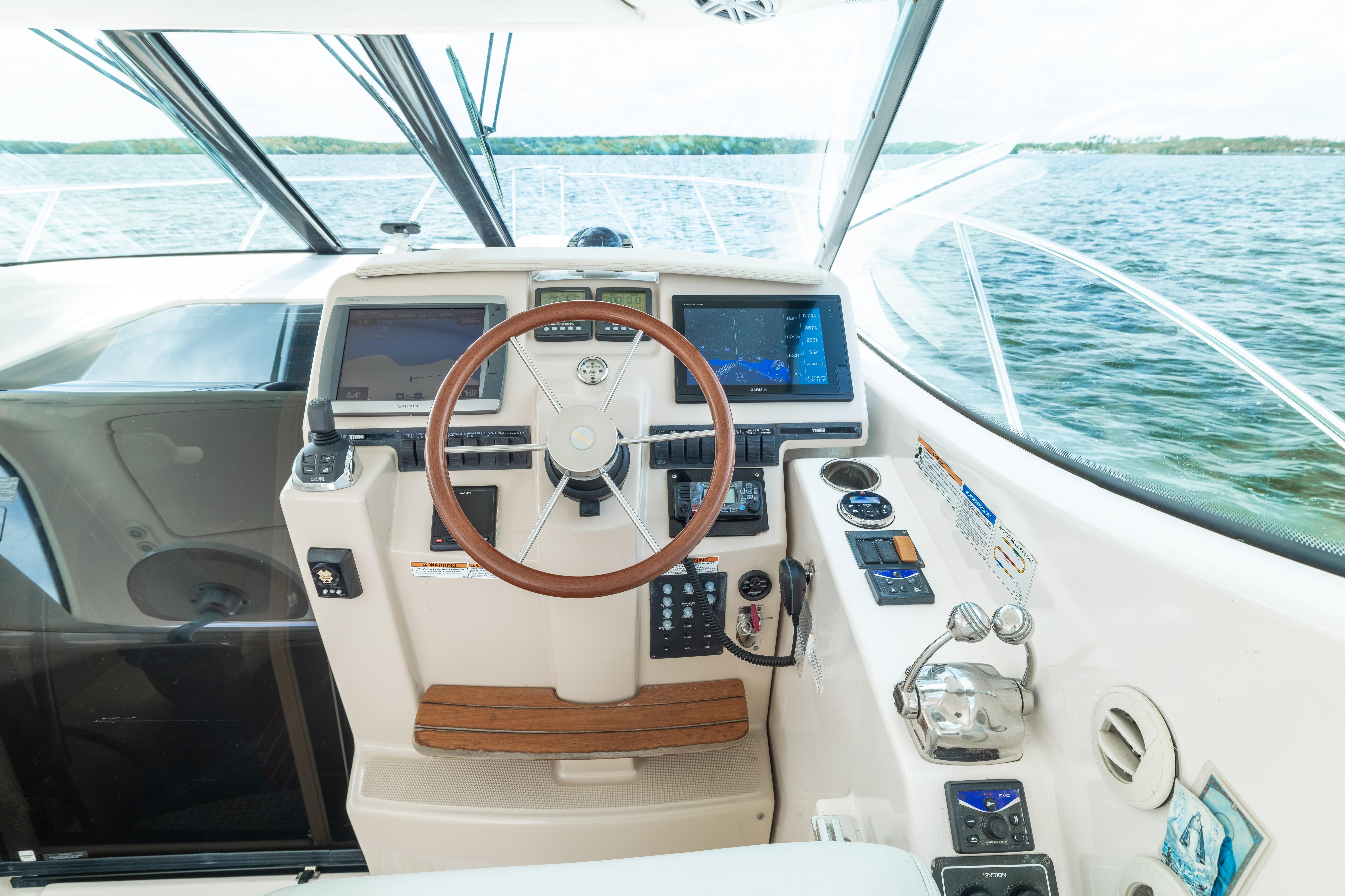 2010 Tiara Yachts 3500 Sovran LE en venta (photo 33)