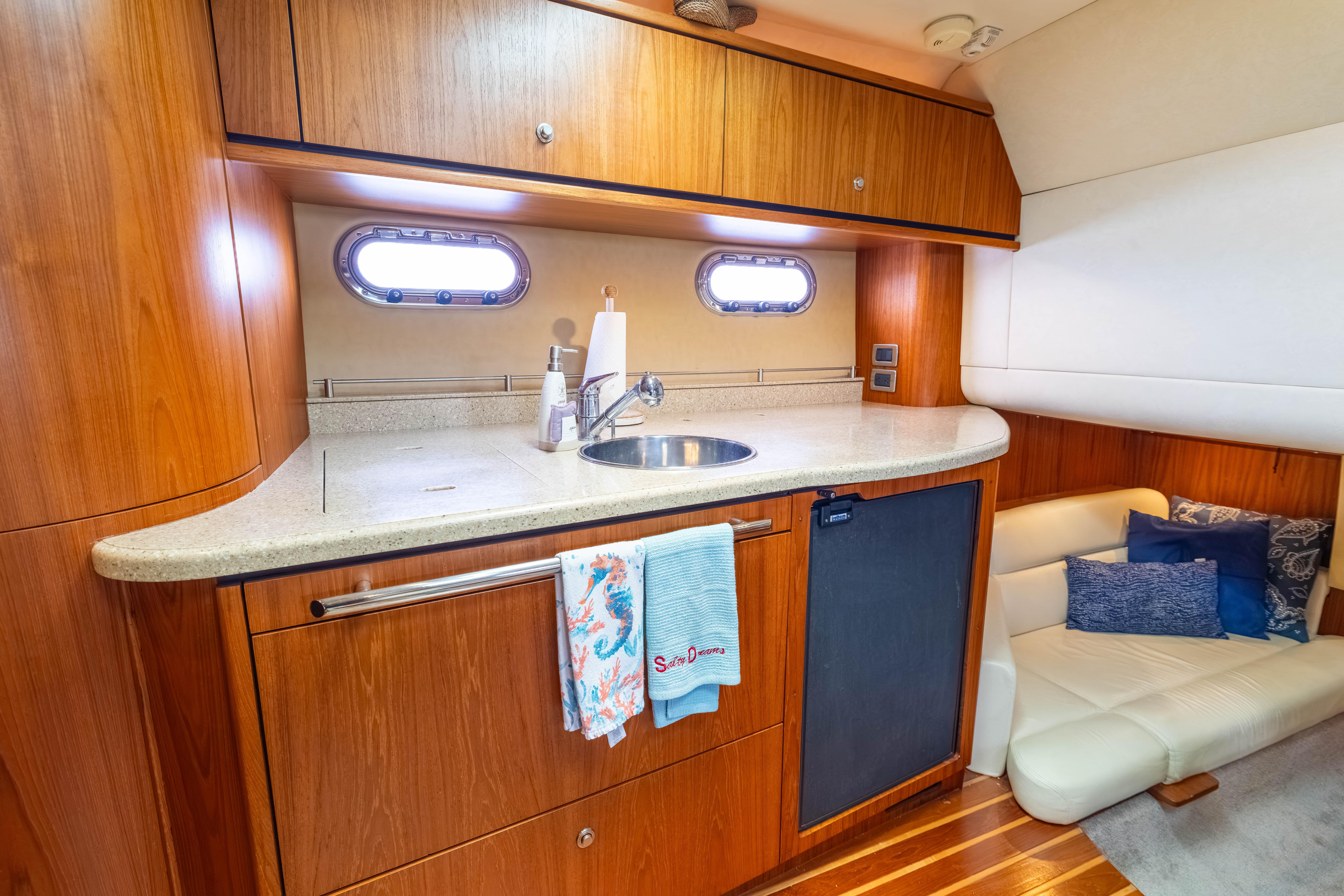 2010 Tiara Yachts 3500 Sovran LE en venta (photo 45)