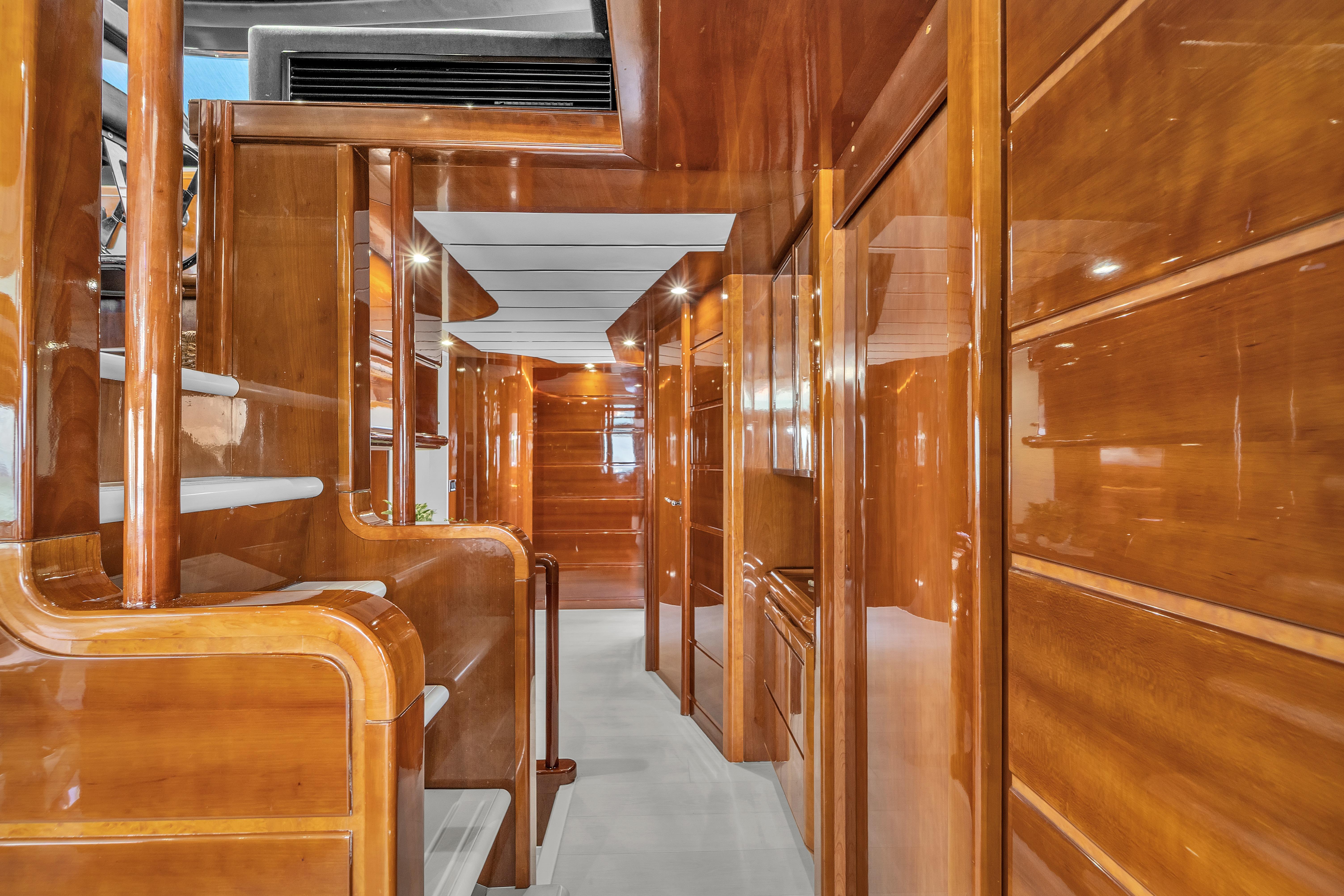 2002 Ferretti Yachts Custom Line 94 en venta (photo 44)