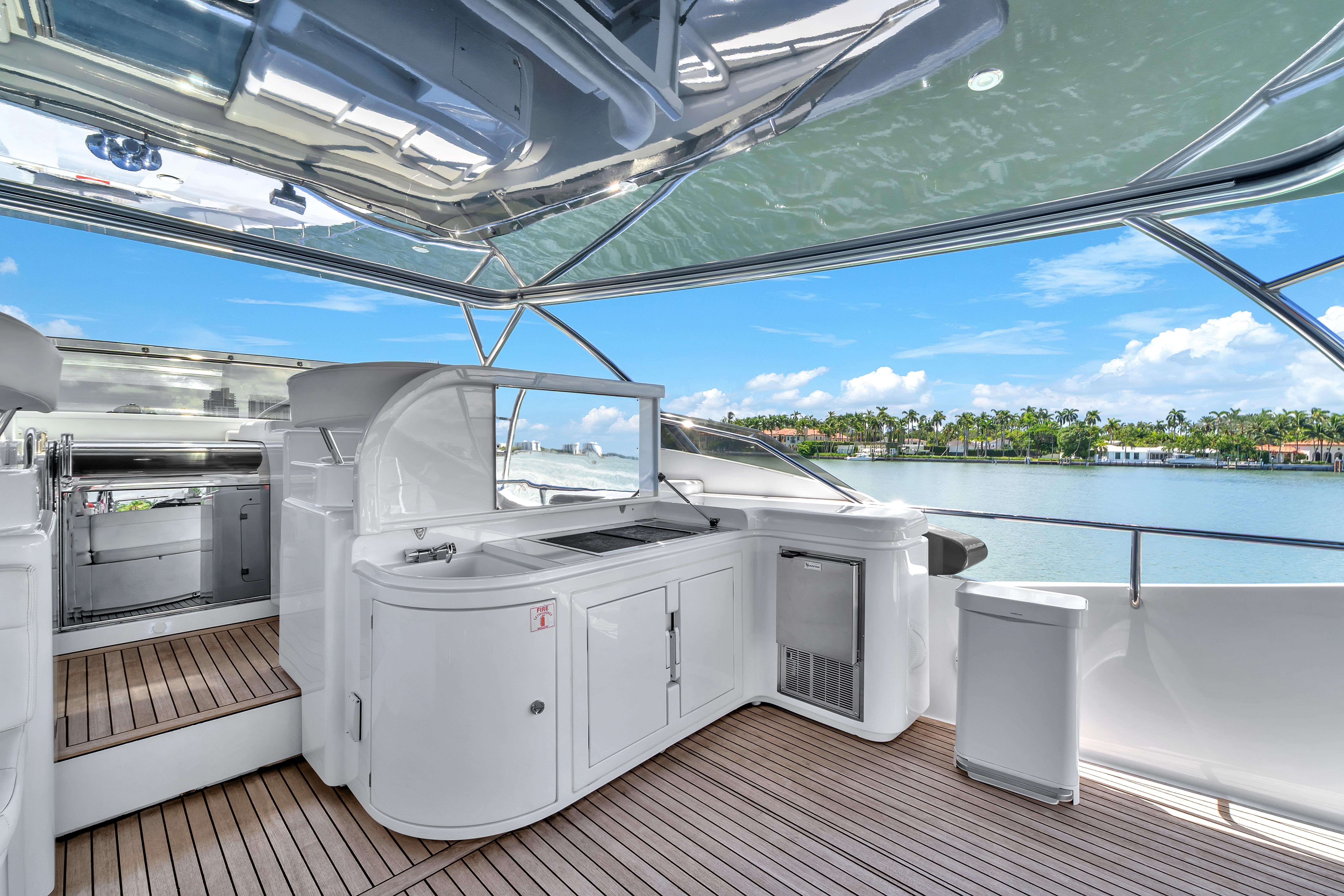 2002 Ferretti Yachts Custom Line 94 en venta (photo 75)