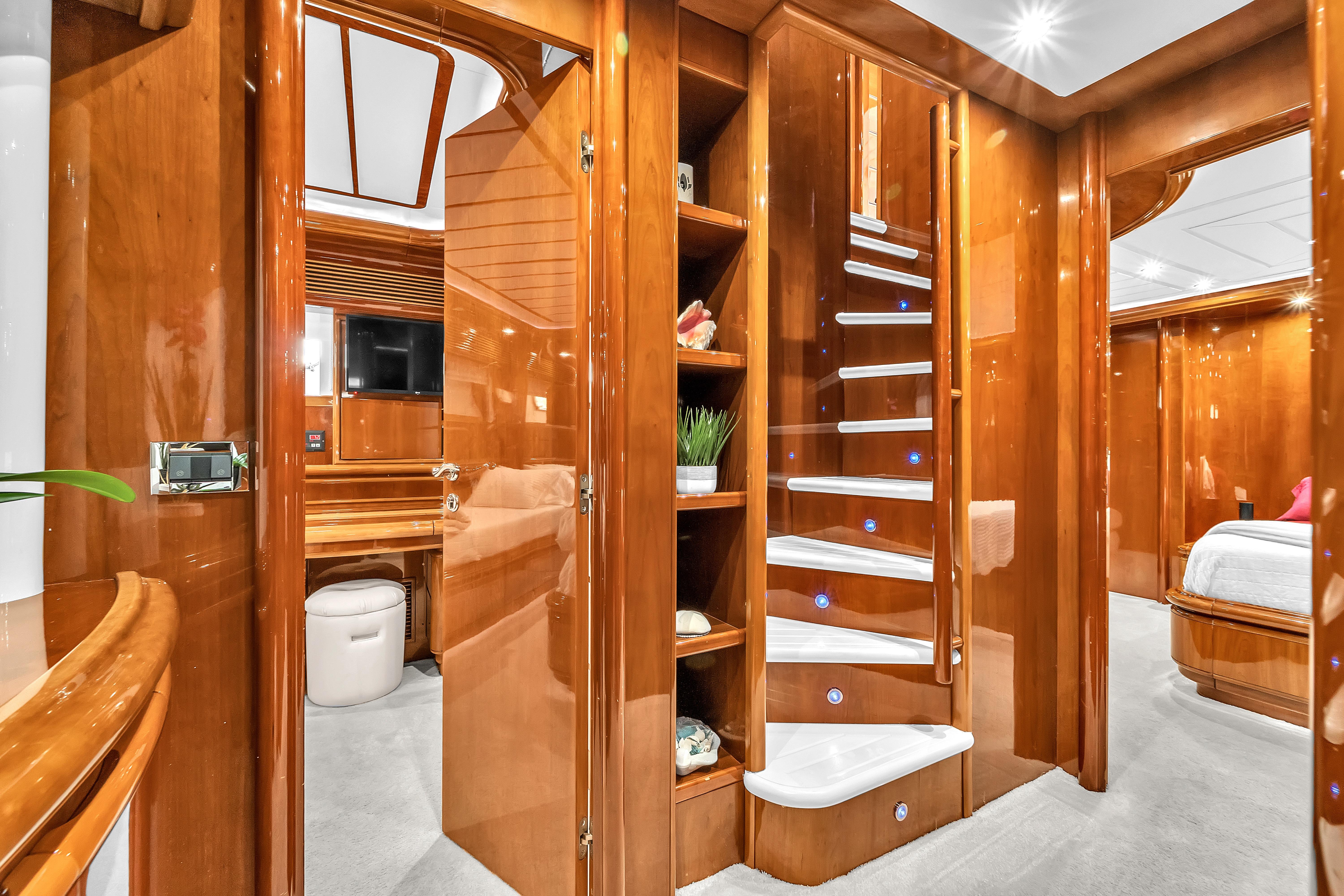 2002 Ferretti Yachts Custom Line 94 en venta (photo 77)