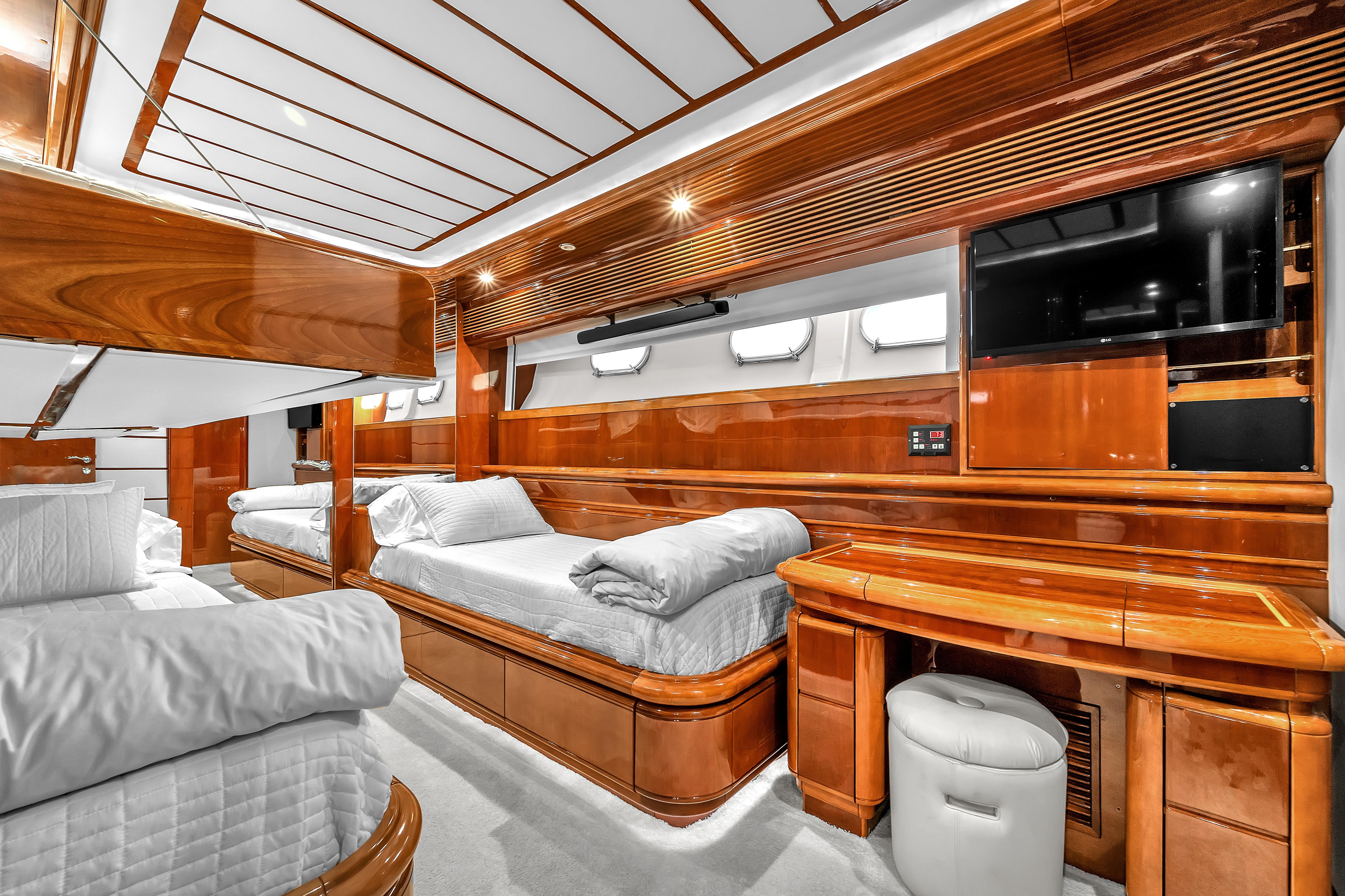 2002 Ferretti Yachts Custom Line 94 en venta (photo 84)