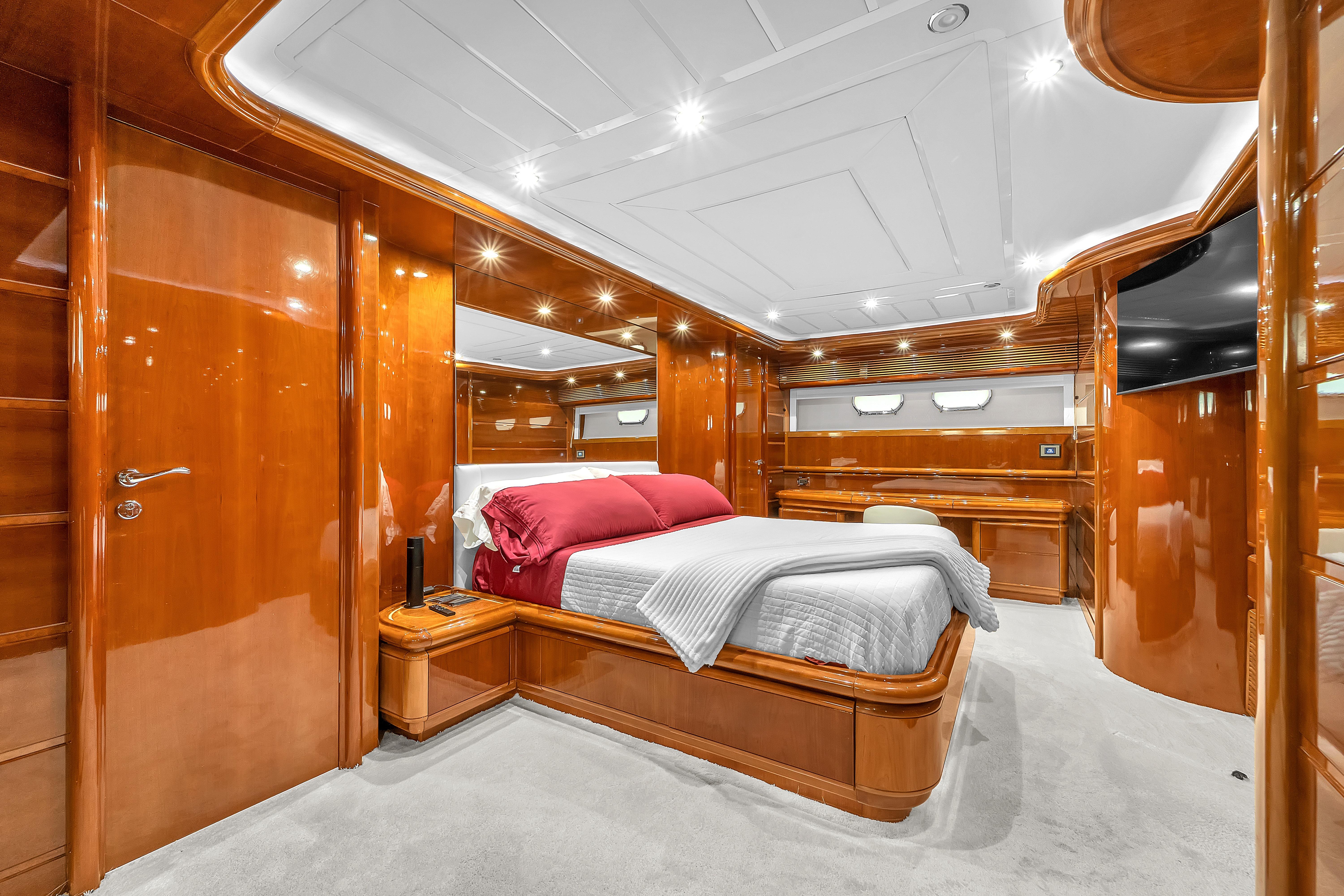 2002 Ferretti Yachts Custom Line 94 en venta (photo 88)