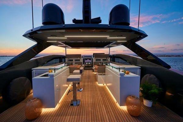 2017 Astondoa Century 100 en venta (photo 29)