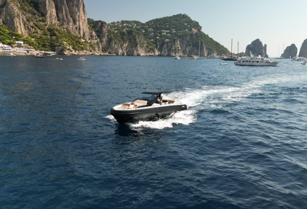 2025 Sacs Rebel 47 – EFB version en alquiler (photo 14)