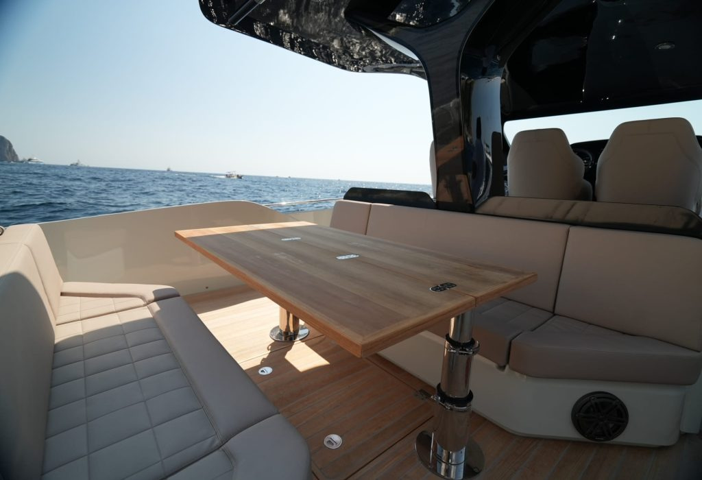 2025 Sacs Rebel 47 – EFB version en alquiler (photo 23)