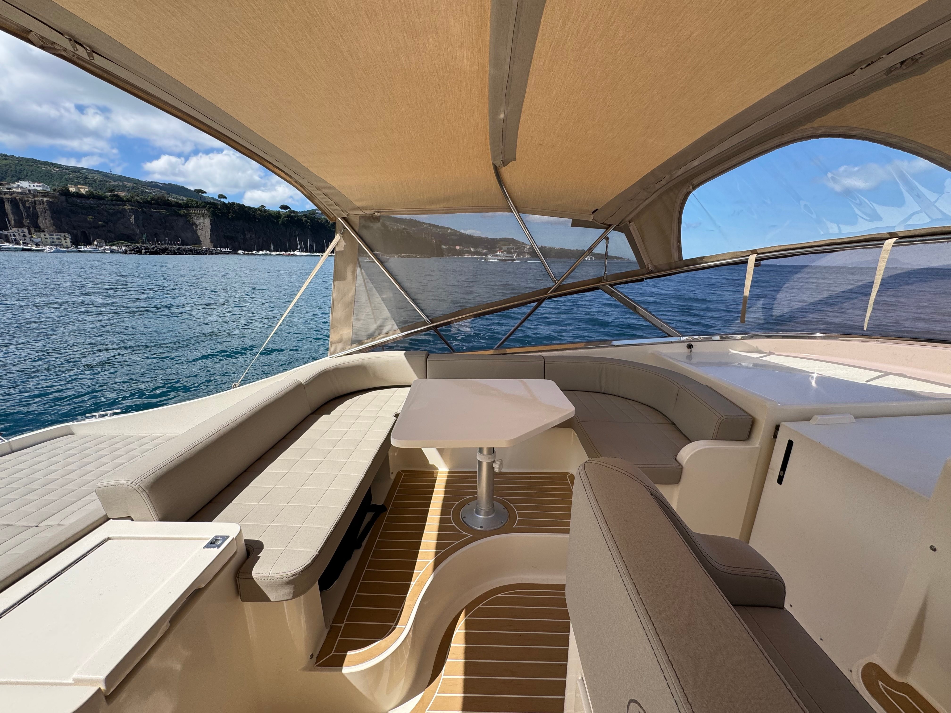 1996 Baia 43 Zero for charter (photo 7)