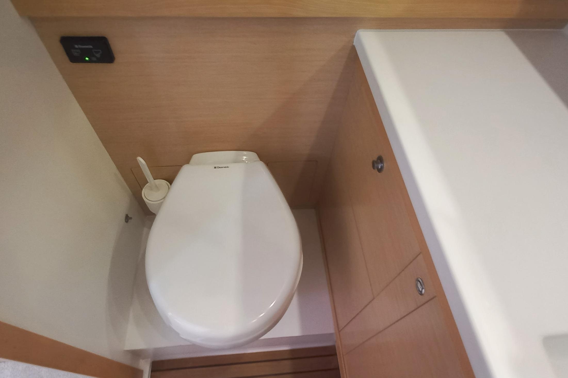 2014 Lagoon 52 F for sale (photo 100)